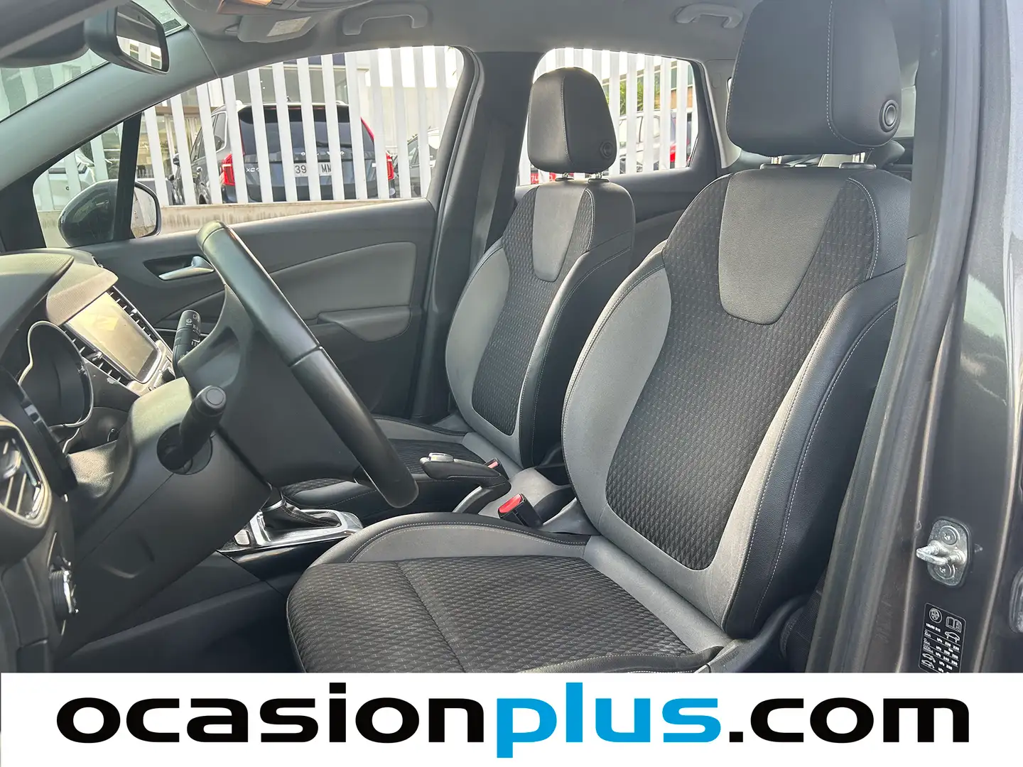 Foto Opel Crossland X Opel Crossland X 1.2 Turbo S&S Innovation Auto (130 CV)