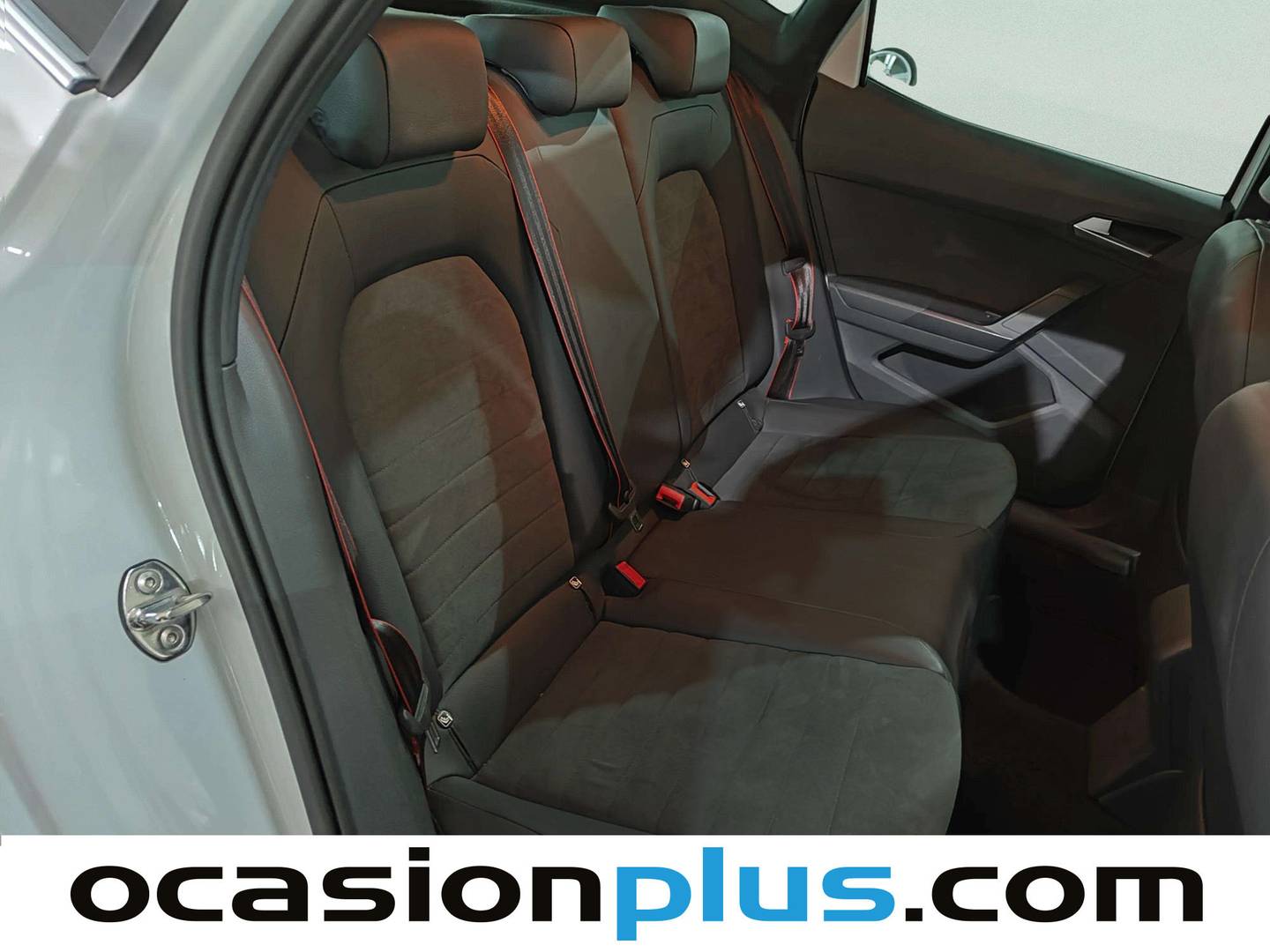 Foto Seat Arona SEAT Arona 1.5 TSI FR XL DSG (150 CV)