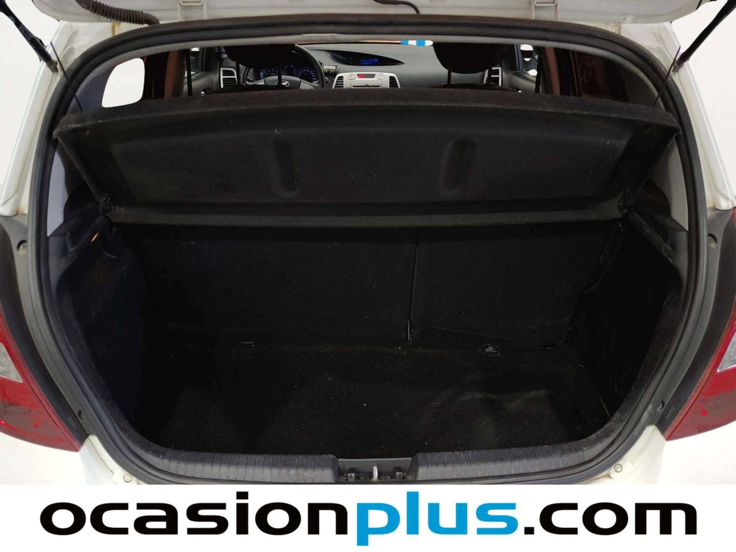 Fotos maletero Hyundai i20 Hyundai i20 1.2 Classic AA Key (78 CV)