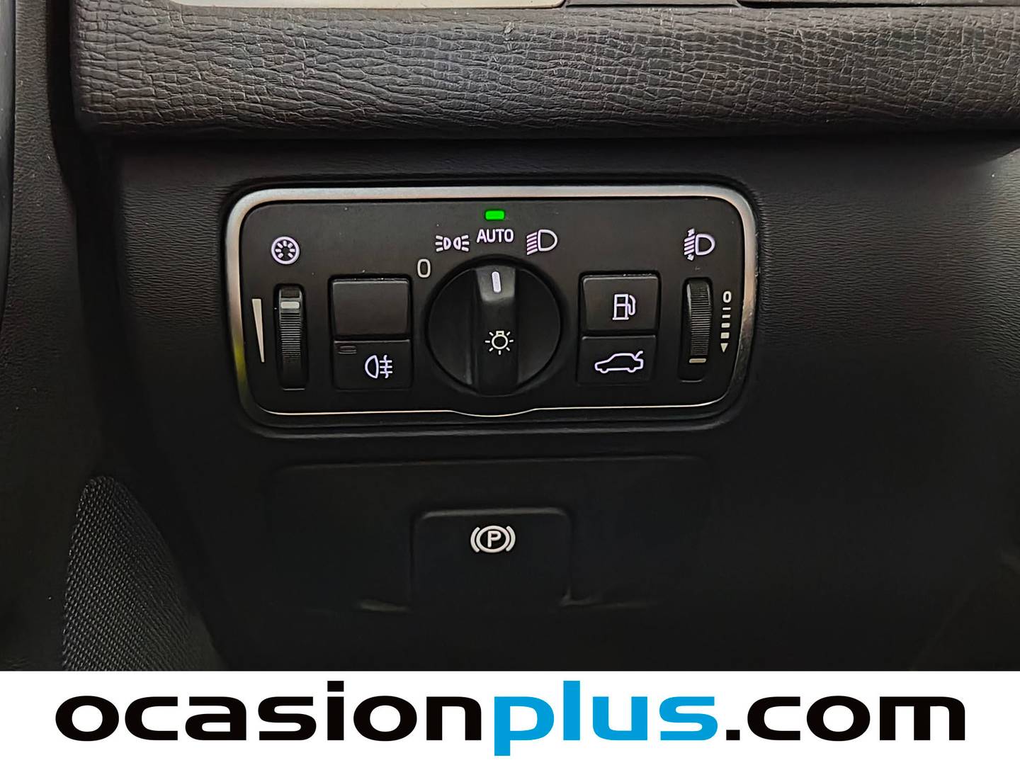 Acabados Volvo XC60 Volvo XC60 D3 R-Design Momentum Auto (150 CV)