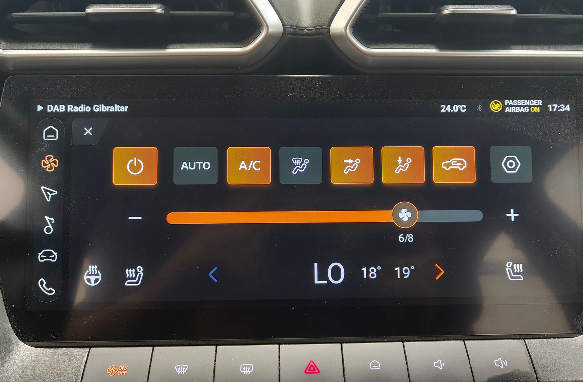 MG ZS 1.5 Hybrid+ Luxury - foto 30