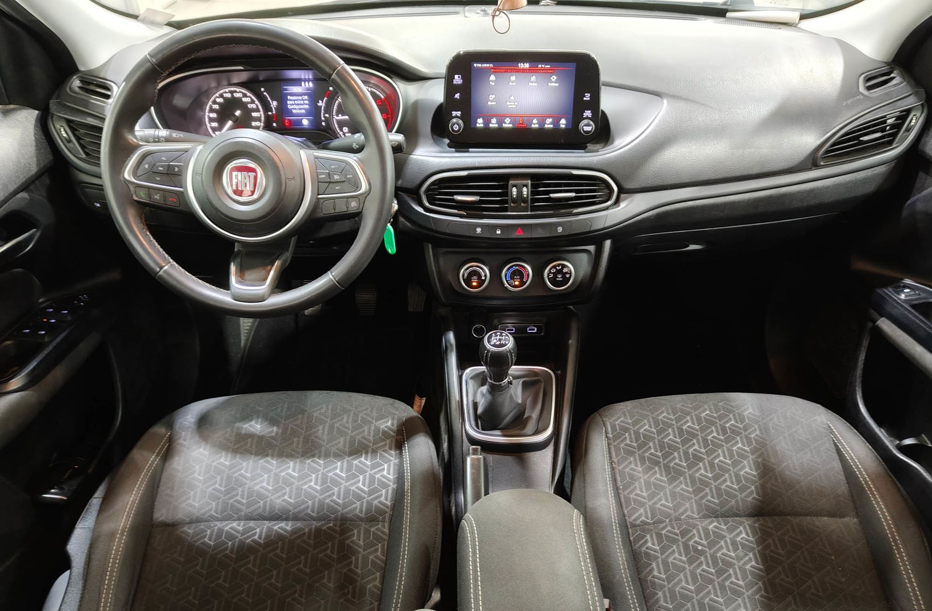 Fiat Tipo 1.3 MultiJet City Cross - foto 6