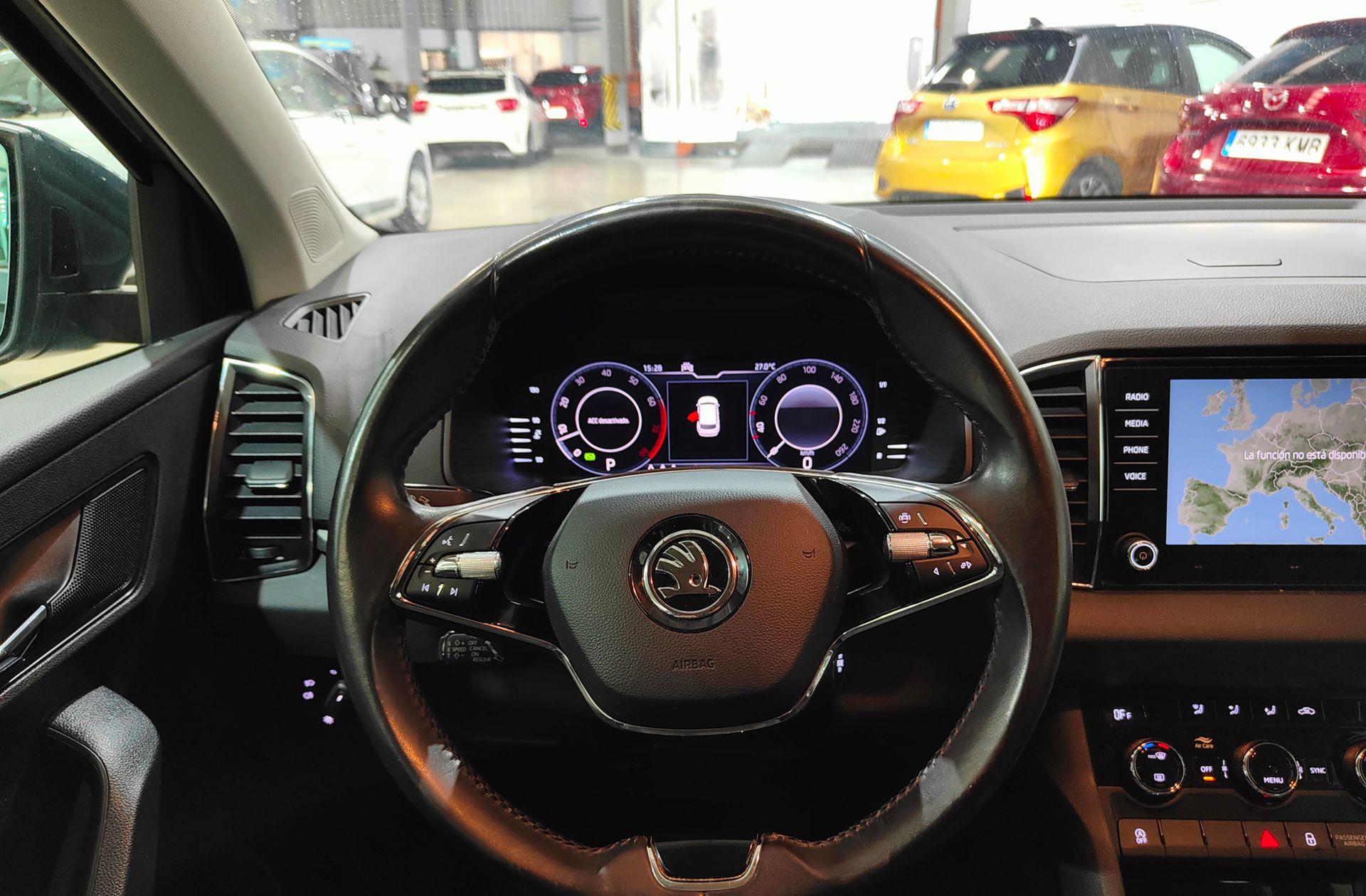 Škoda Karoq 1.5 TSI ACT Ambition DSG - foto 20