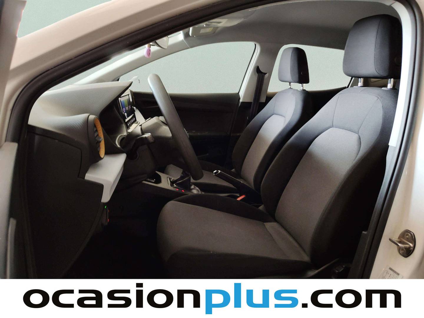 Foto asientos delanteros Seat Ibiza Seat Ibiza 1.0 MPI Reference XL (80 CV)