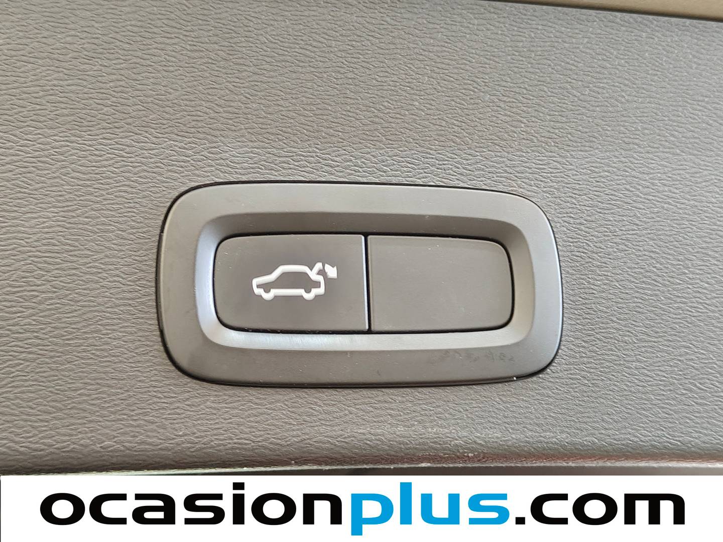 Volvo XC40 Volvo XC40 D3 Business Plus Auto (150 CV) al mejor precio