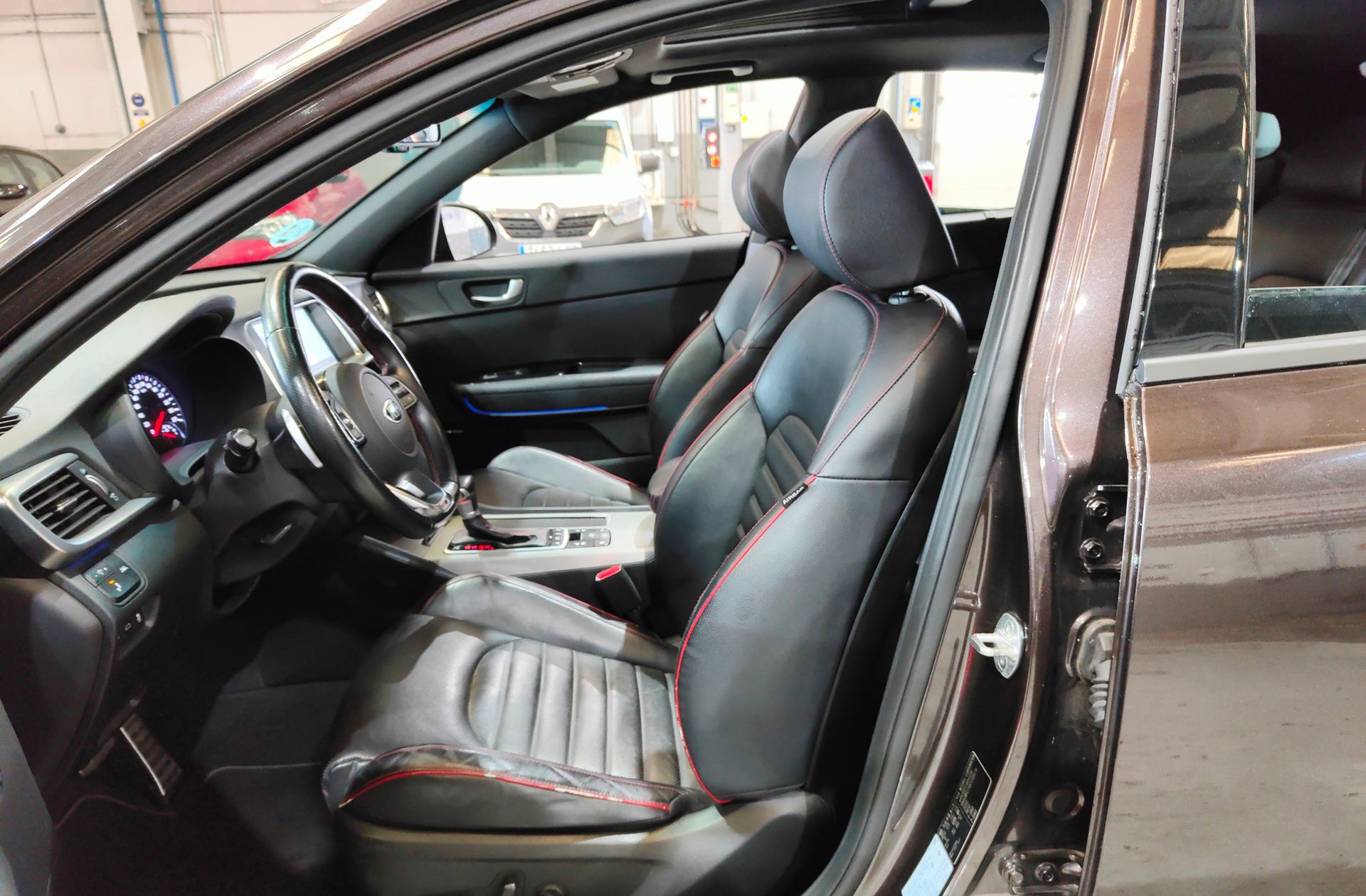 Kia Optima 1.6 T-GDi GT Line (Pack Luxury) DCT - foto 13