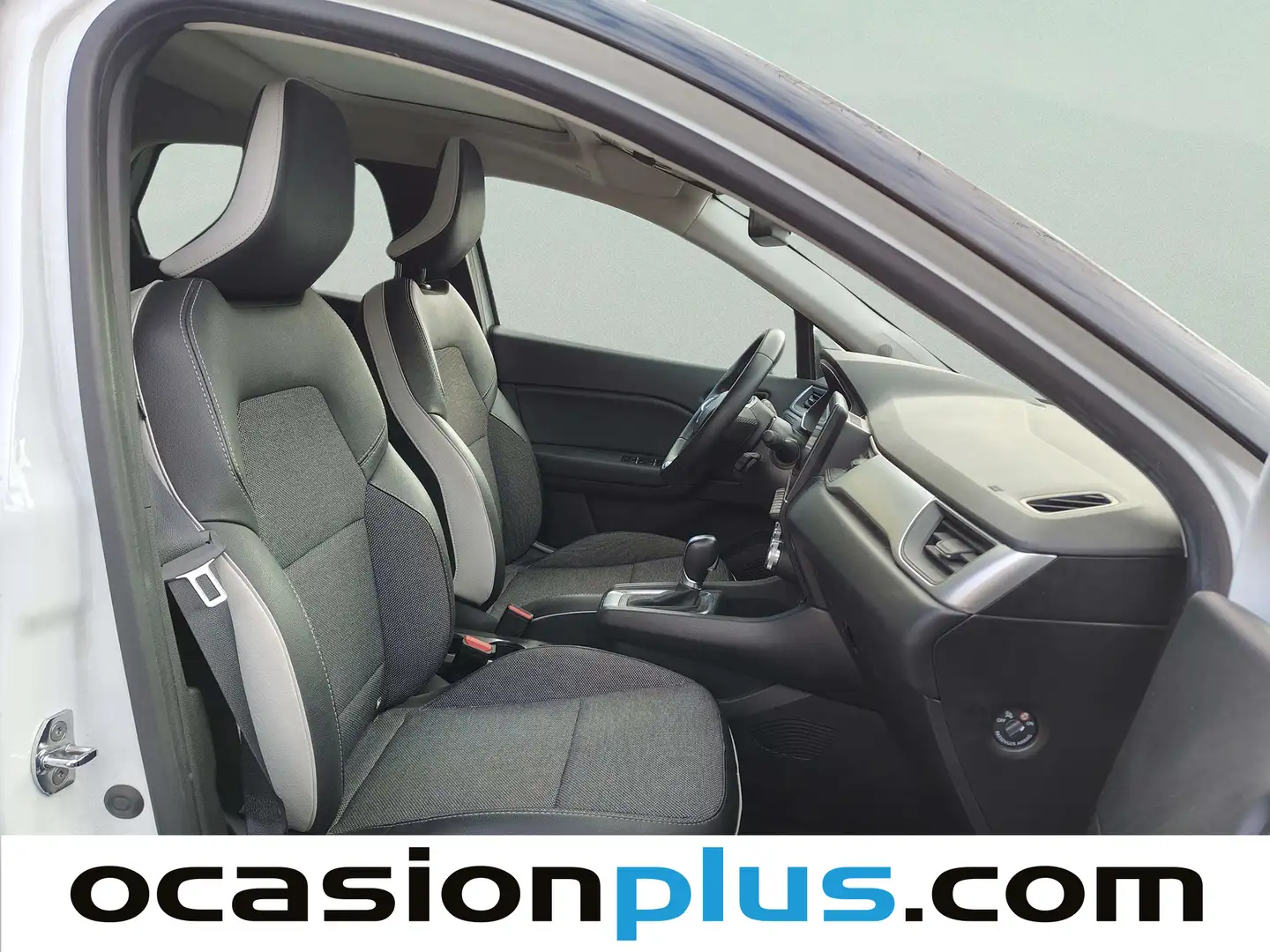 Foto Renault Captur Renault Captur E-TECH PHEV 160 Fast Track (160 CV)