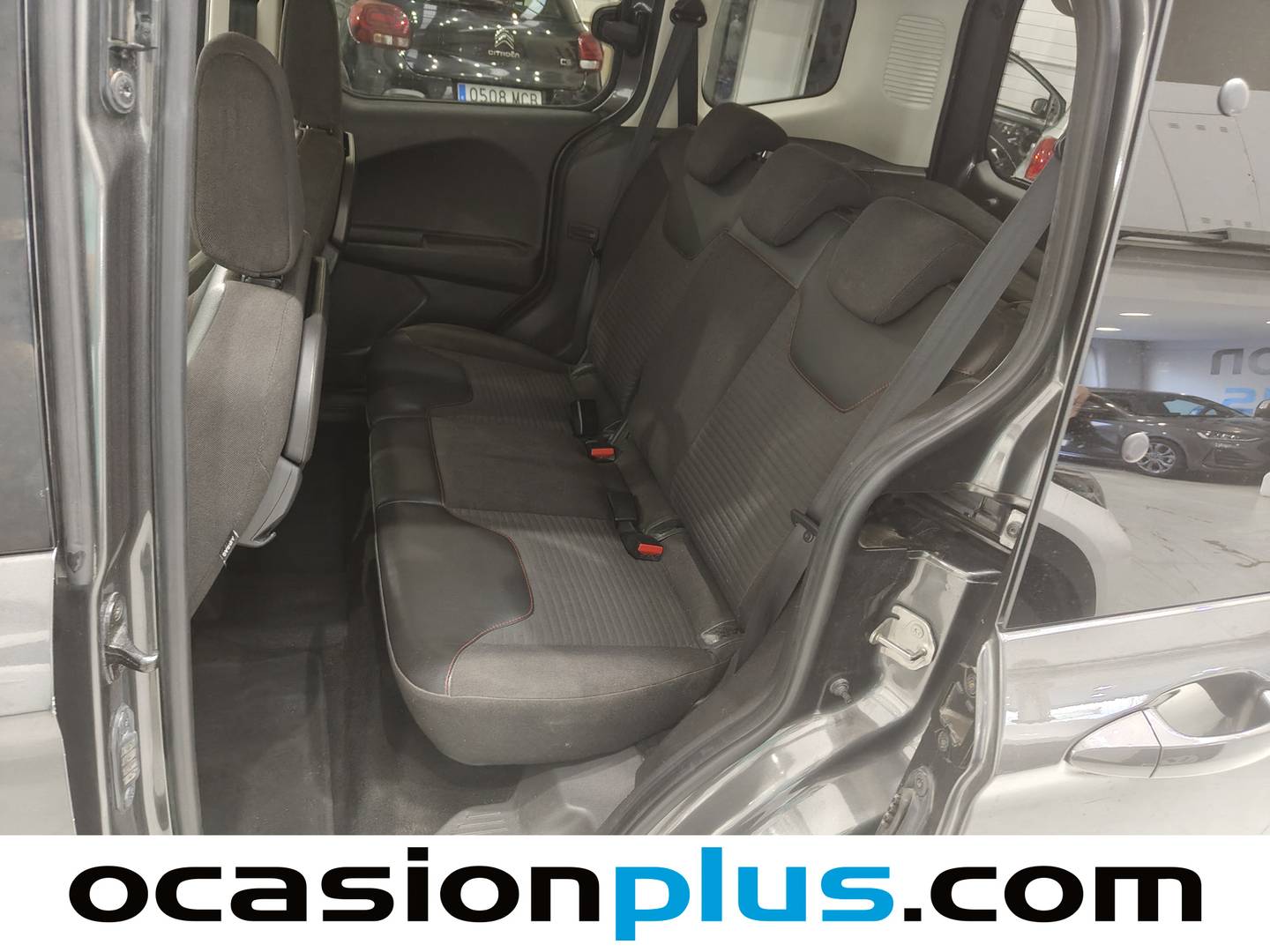 Foto Ford Tourneo Courier Ford Tourneo Courier 1.0 EcoBoost Sport  (100 CV)