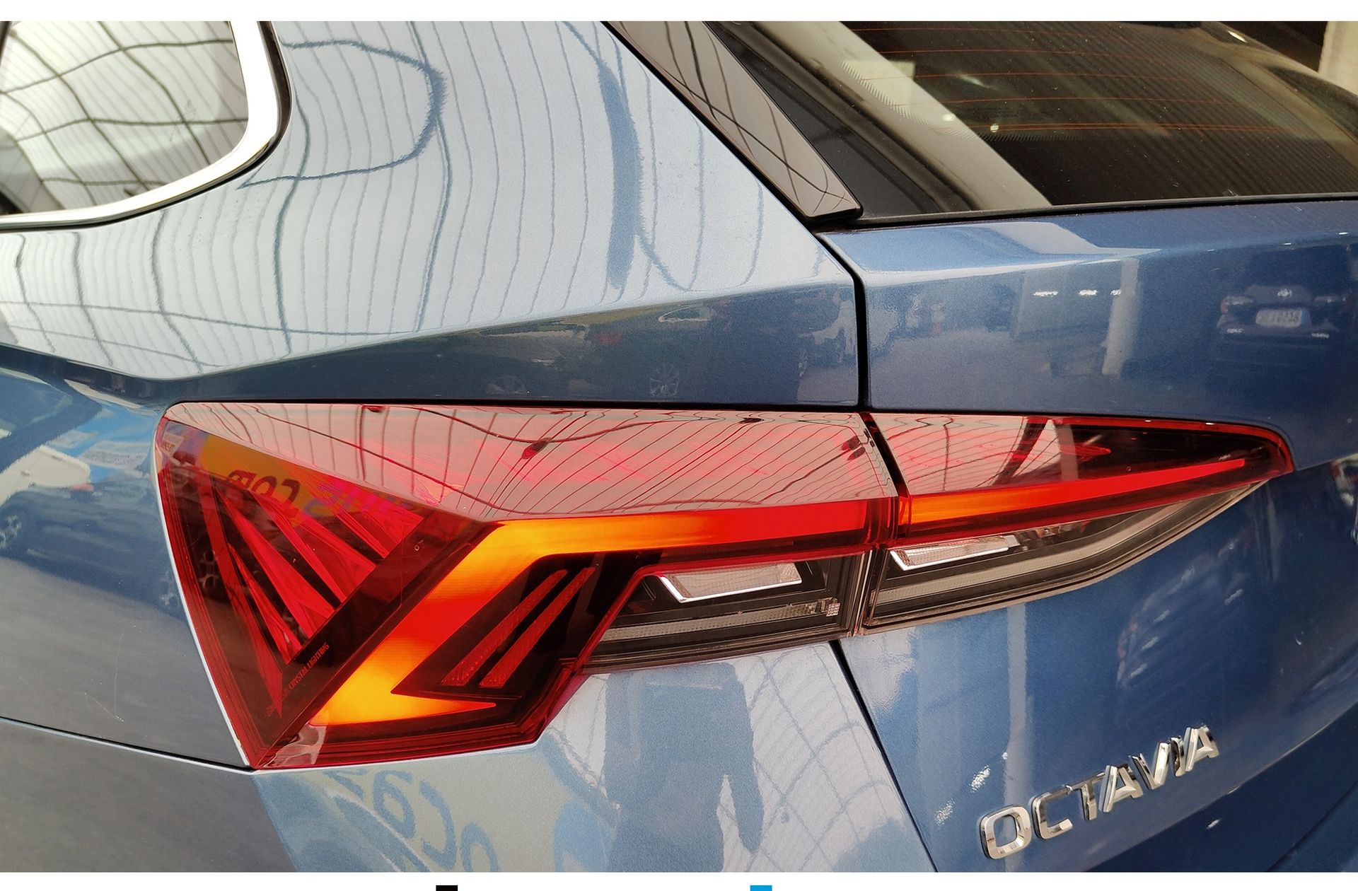 Škoda Octavia Combi 1.5 TSI G-TEC Ambition DSG - foto 17