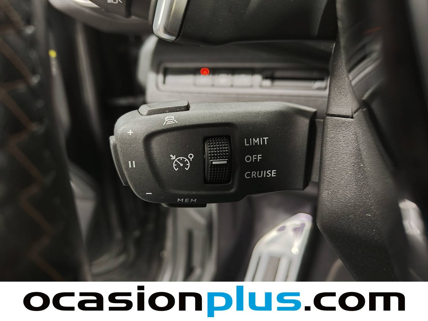 Foto Peugeot 3008 Peugeot 3008 PureTech 130 S&S GT EAT8 (130 CV)