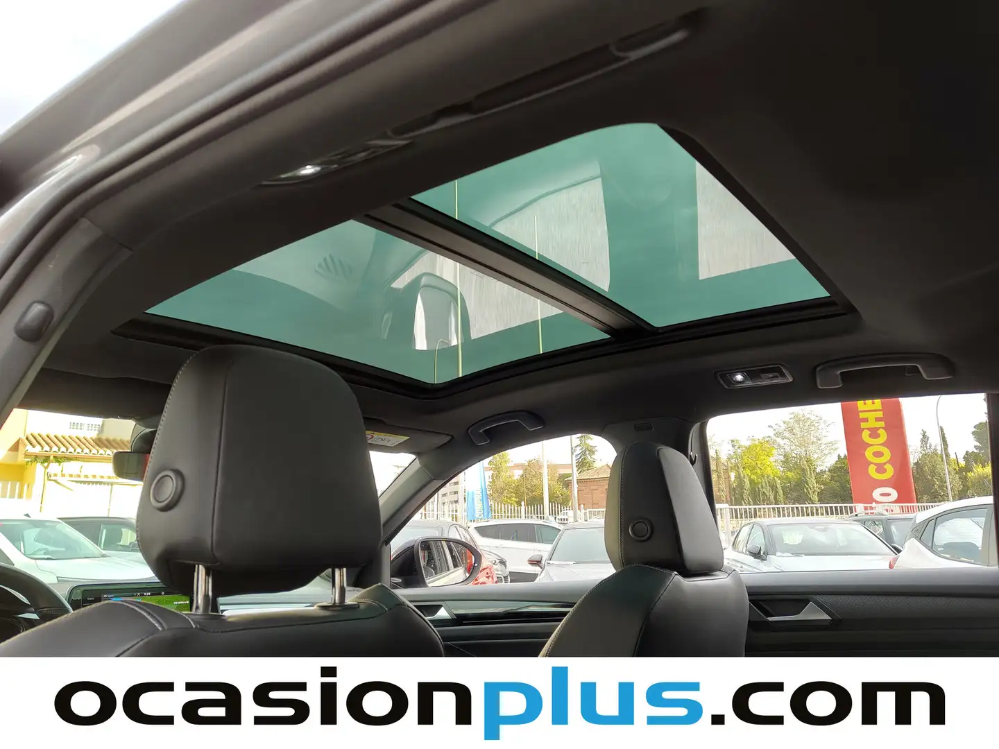 Foto Volkswagen T-Roc Volkswagen T-Roc R-Line 2.0 TDI (150 CV)