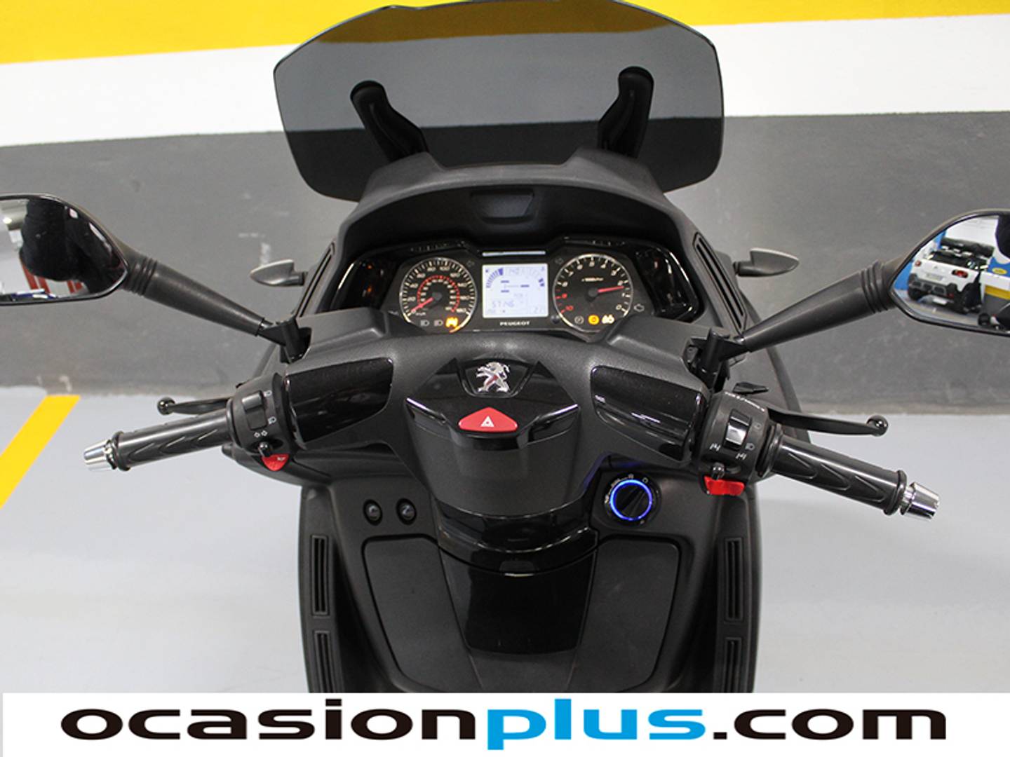 Foto Peugeot Metropolis 400 Peugeot Metropolis 400 Metropolis 400 (35 CV)