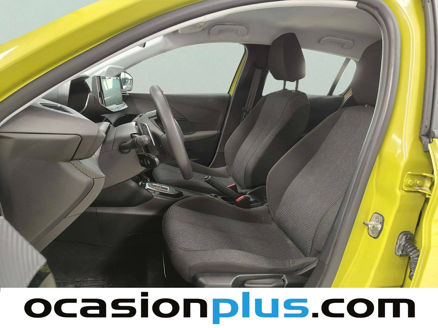 Foto asientos delanteros Peugeot 208 Peugeot 208 Style Hybrid 110 eDCS6 (110 CV)