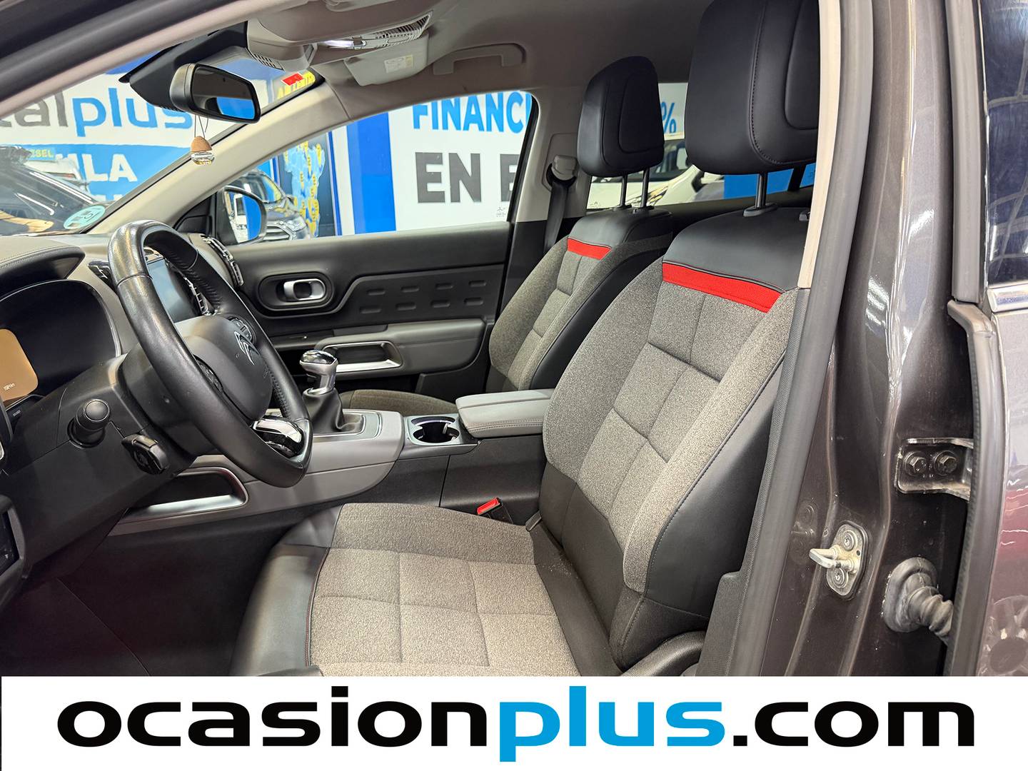 Foto asientos delanteros Citroën C5 Aircross Citroën C5 Aircross PureTech 130 S&S Feel (131 CV)