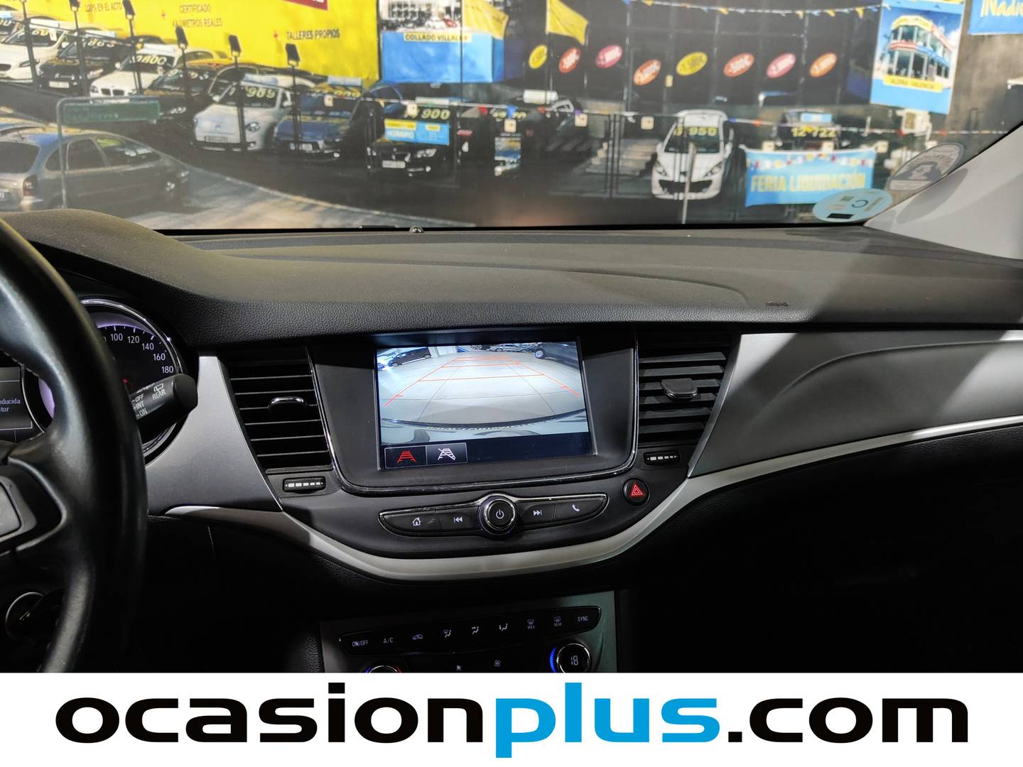 Extras y acabados del Opel Astra Opel Astra 1.6 CDTi S&S Selective (110 CV)