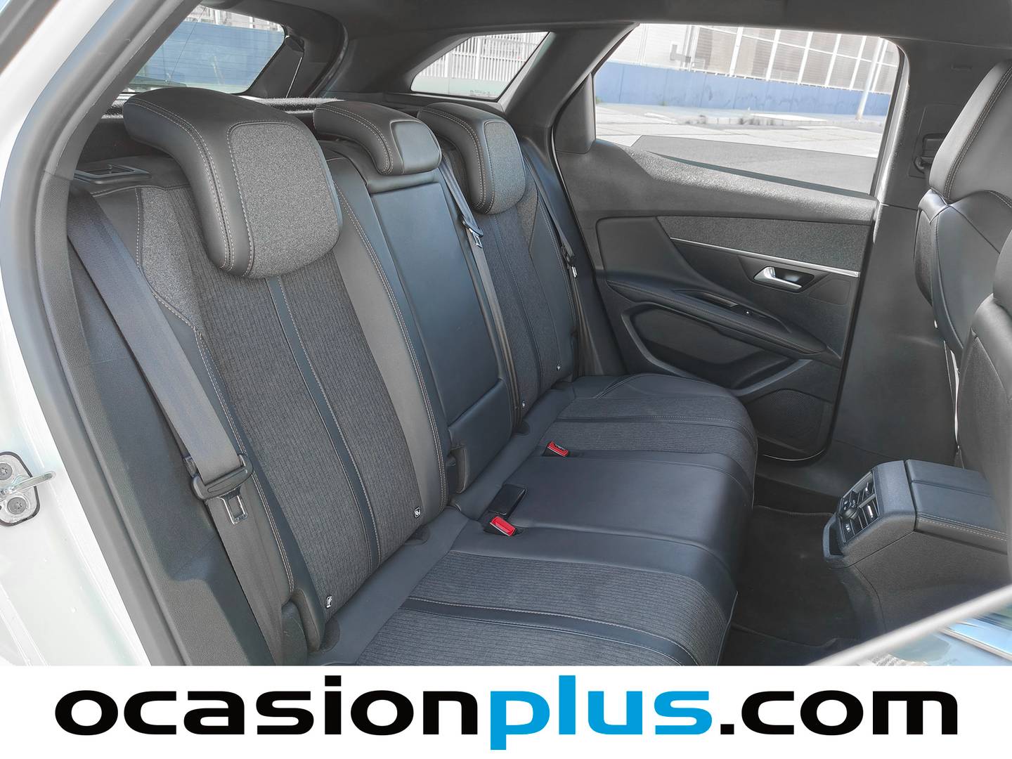 Foto Peugeot 3008 Peugeot 3008 BlueHDI 130 S&S GT Line (130 CV)