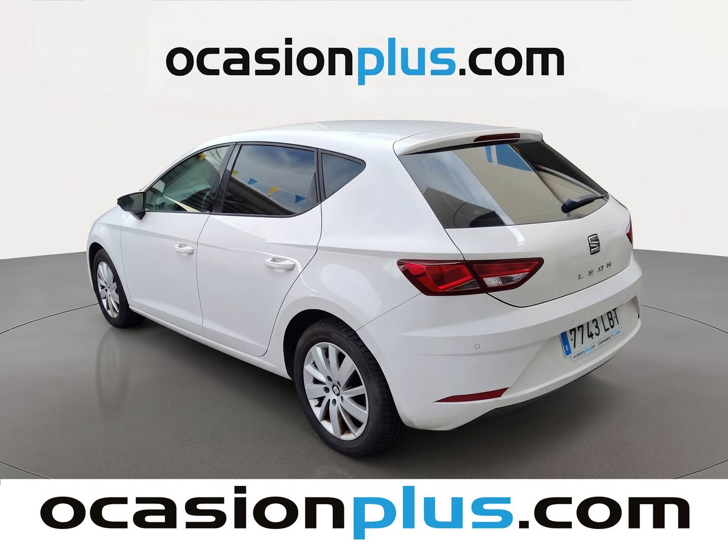 Foto trasera Seat León Seat León 1.0 EcoTSI Reference Edition (115 CV) izquierda