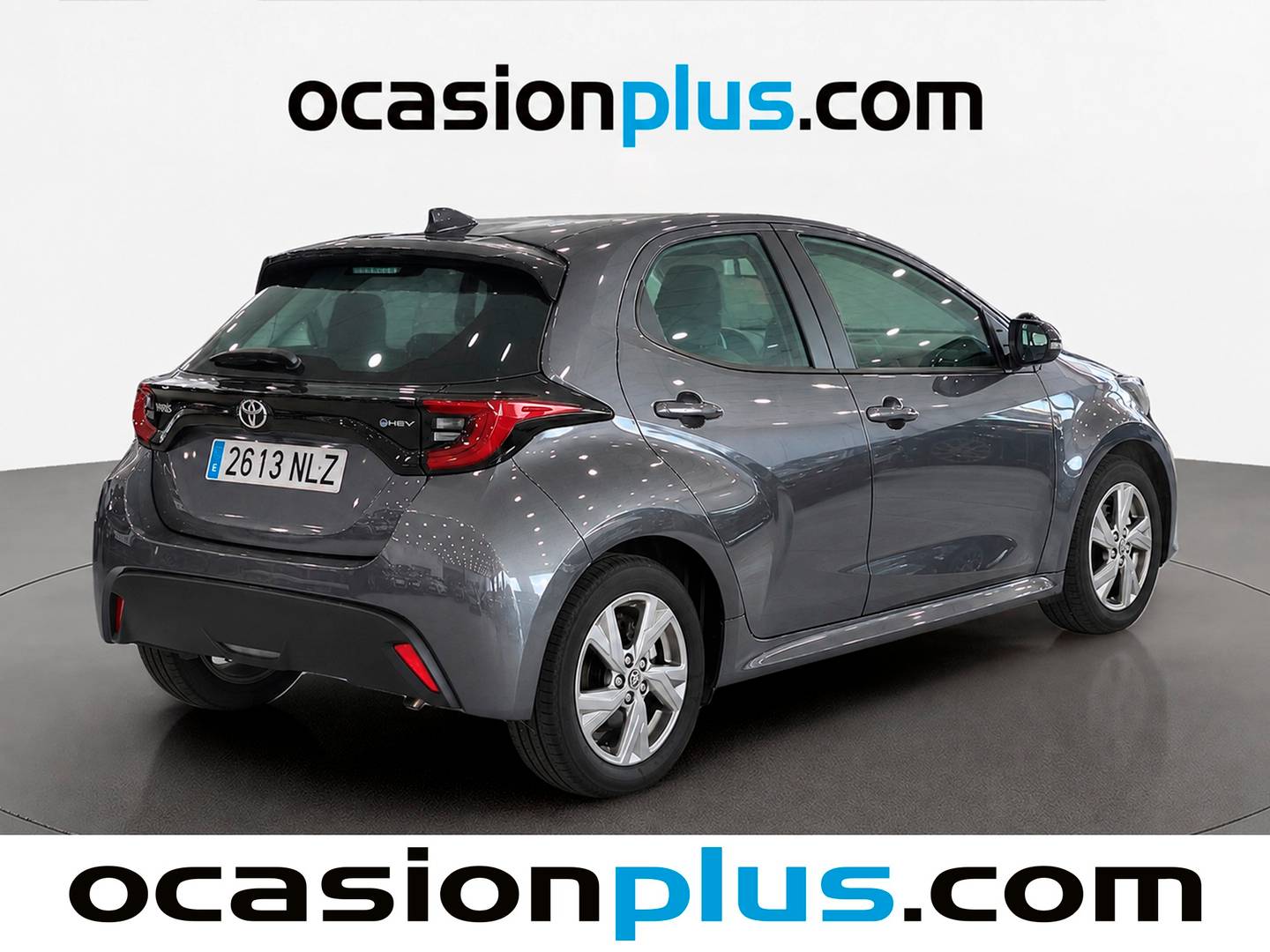 Foto trasera Toyota Yaris Toyota Yaris 120H Active Plus (116 CV) derecha