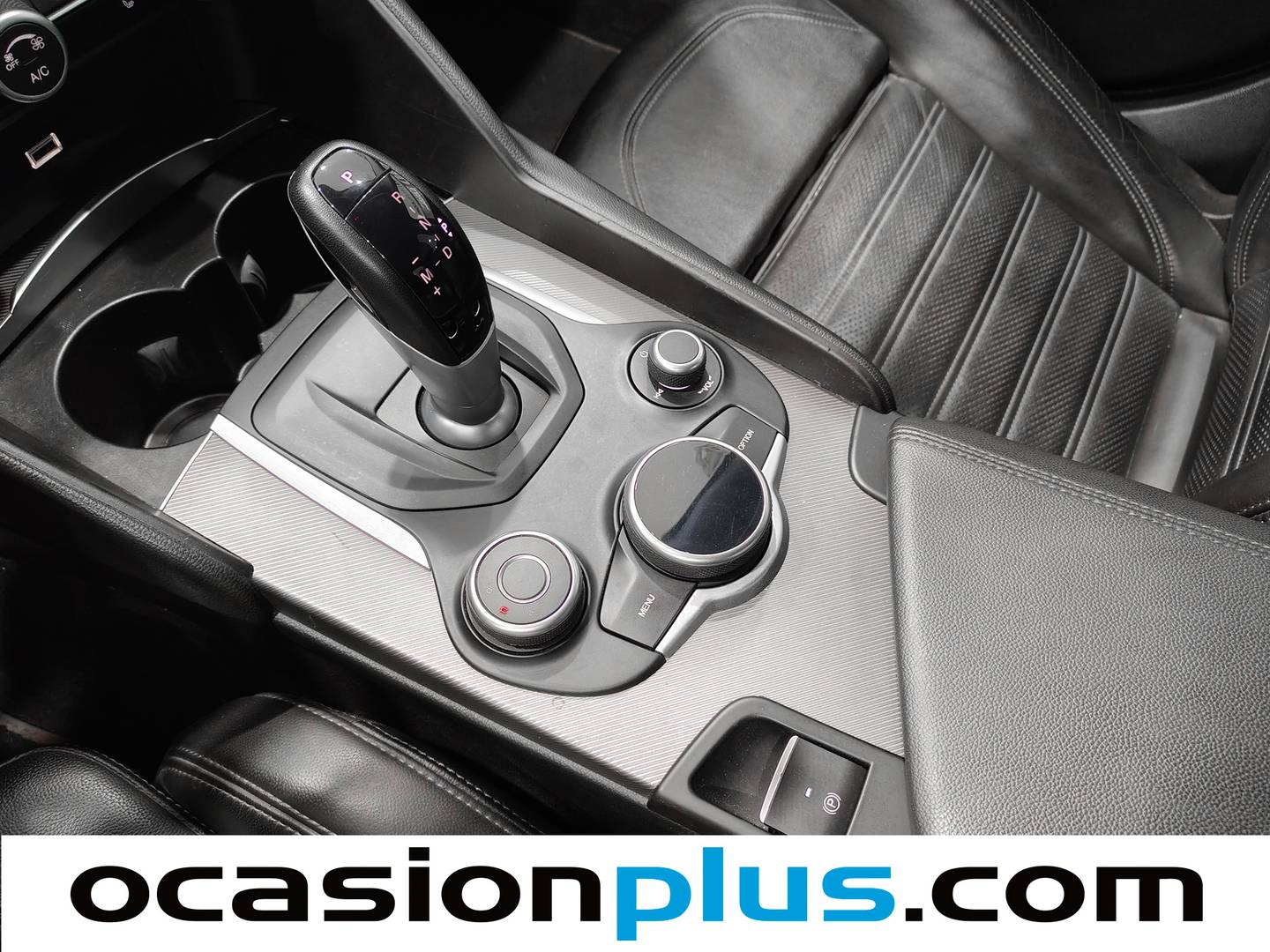 Foto Alfa Romeo Giulia Alfa Romeo Giulia 2.0 GME T4 Veloce ATX (280 CV)