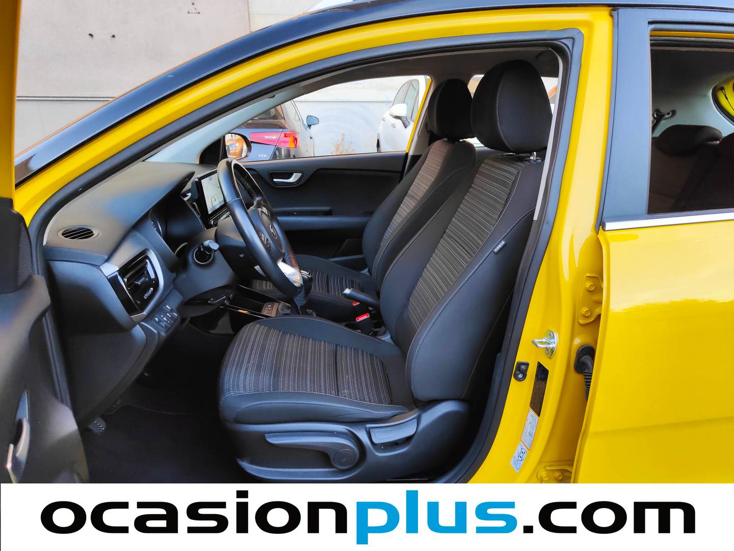 Foto KIA Stonic Kia Stonic 1.0 T-GDi MHEV Drive iMT (100 CV)