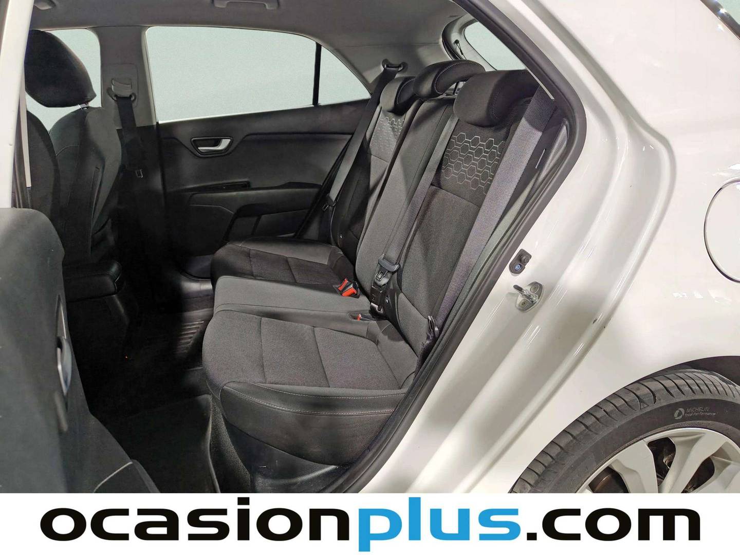 Foto asientos traseros KIA Rio Kia Rio 1.2 DPi Drive (84 CV)