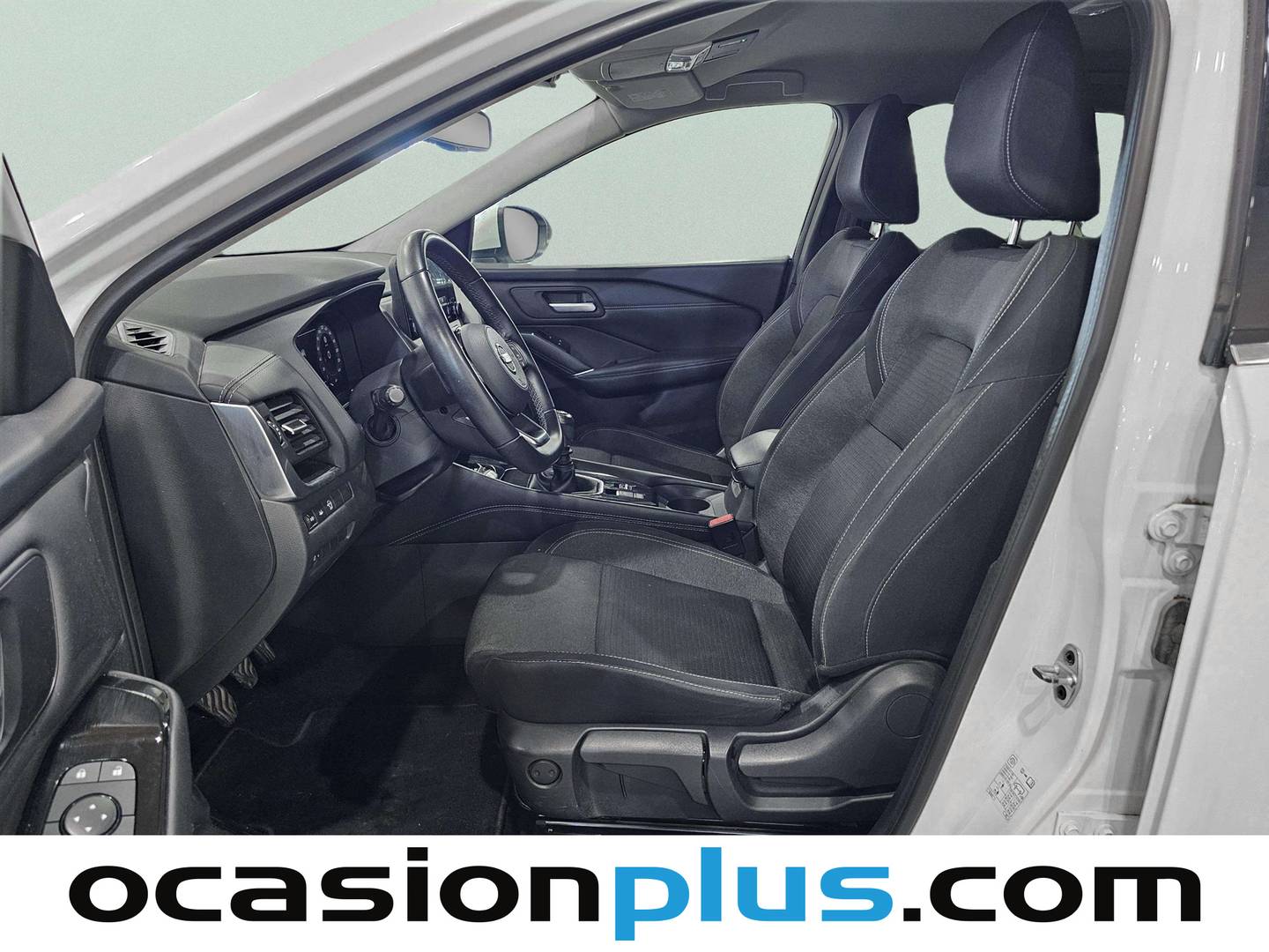 Foto asientos delanteros Nissan QASHQAI Nissan Qashqai DIG-T 140 mHEV N-Connecta 4x2 (140 CV)