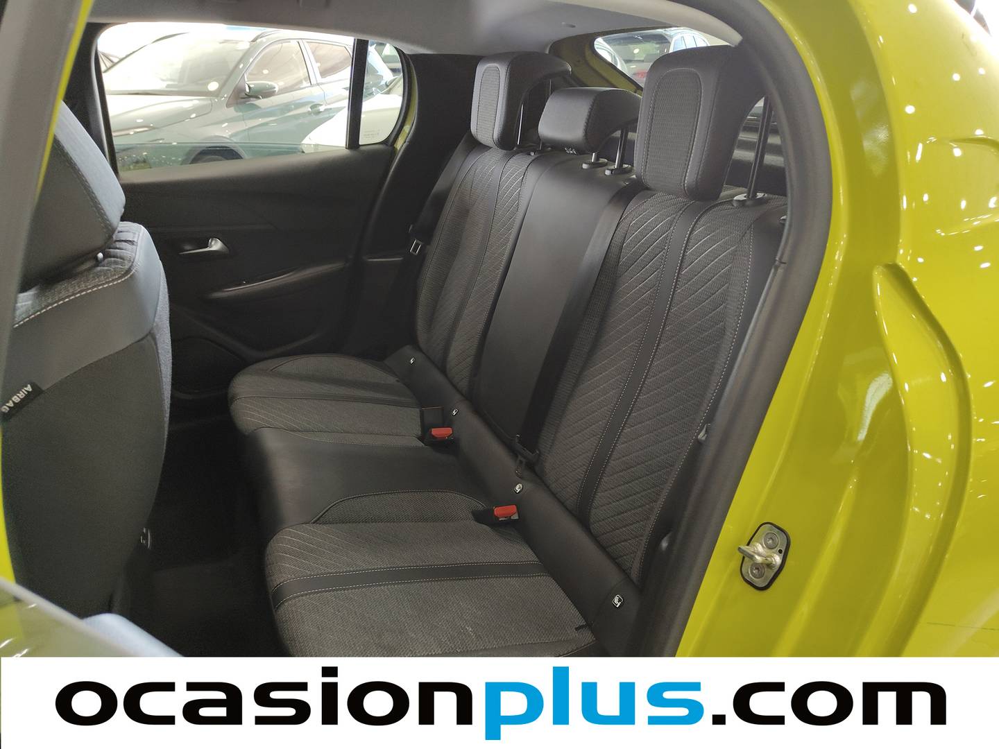 Foto asientos traseros Peugeot 208 Peugeot 208 PureTech 100 Allure (100 CV)