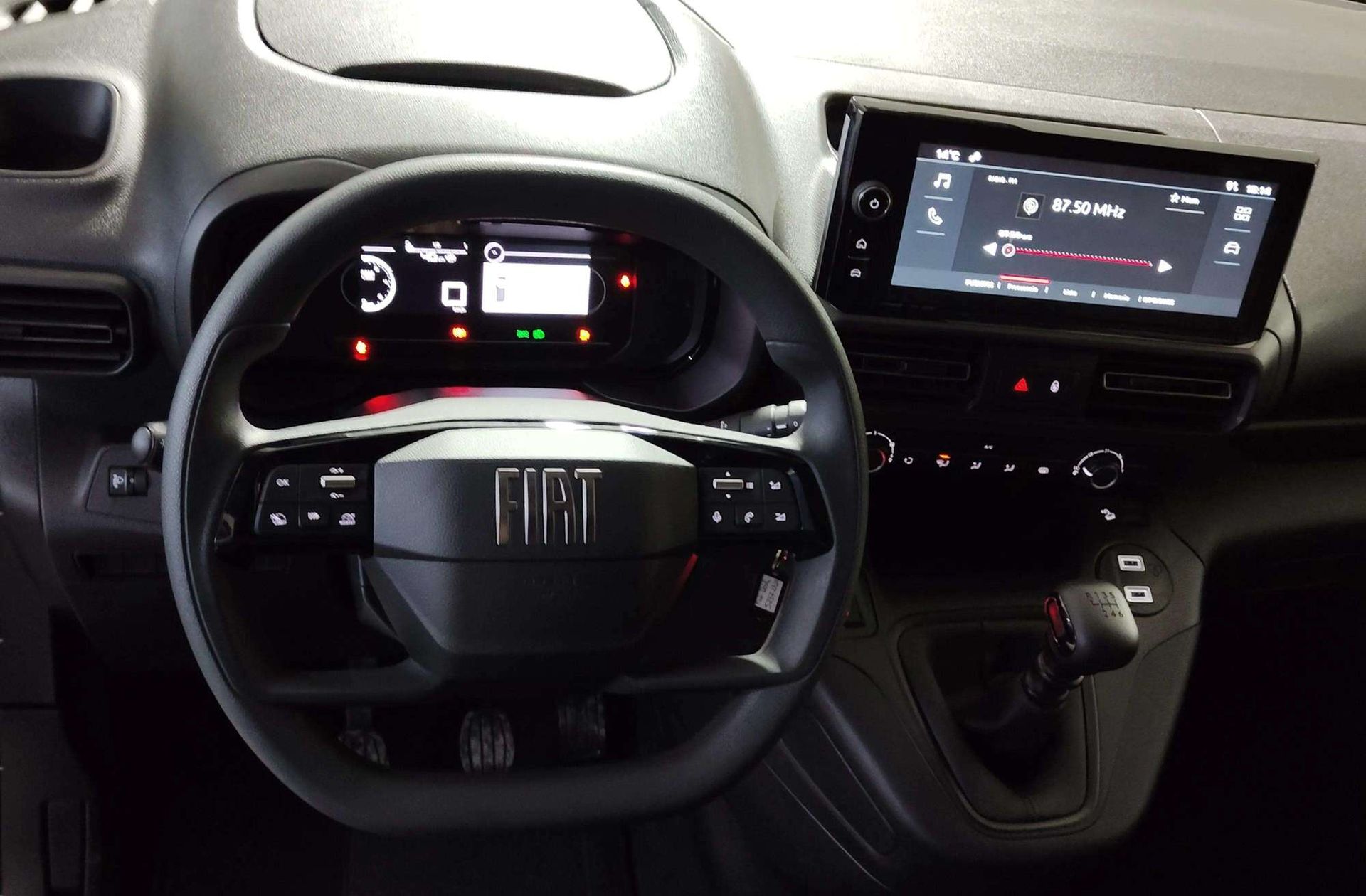 Fiat Doblò Furgón BlueHDi 100 M - foto 22