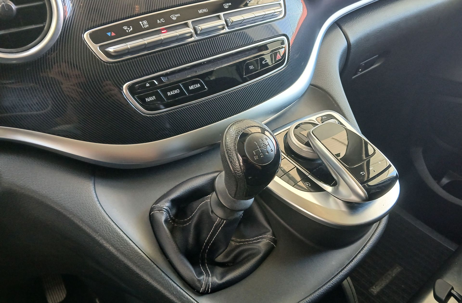 Mercedes-Benz Clase V 200 d Compacto 8 plazas - foto 5