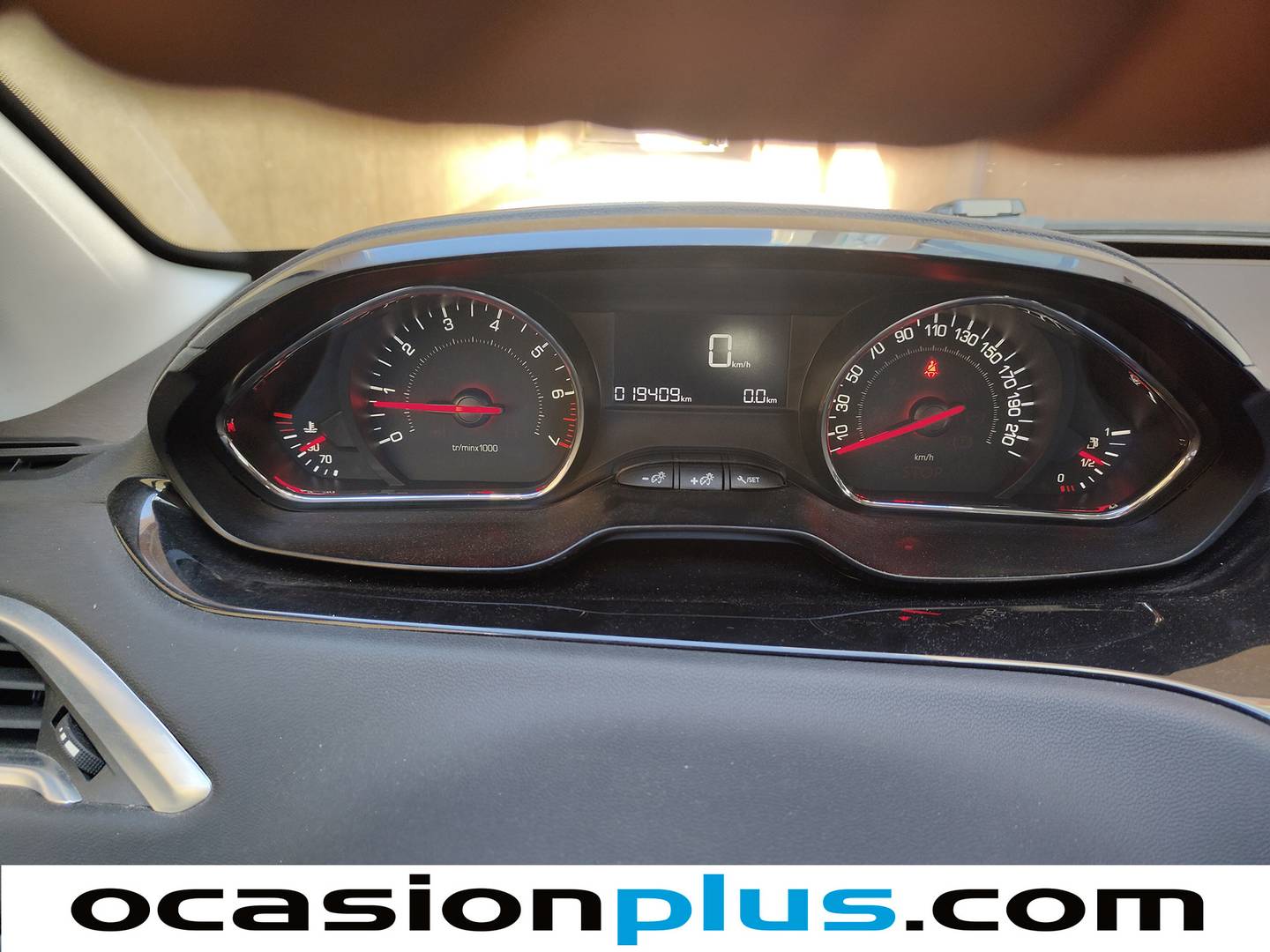 Foto Peugeot 208 Peugeot 208 PureTech 82 Style  (82 CV)