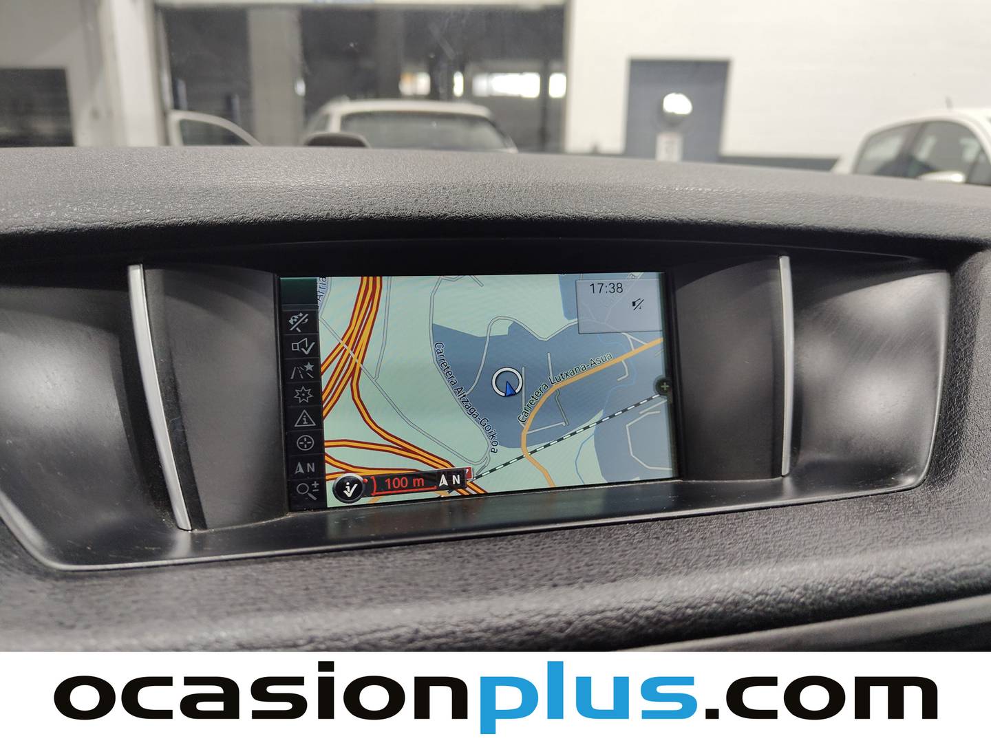 Extras y acabados del BMW X1 BMW X1 sDrive18d (143 CV)
