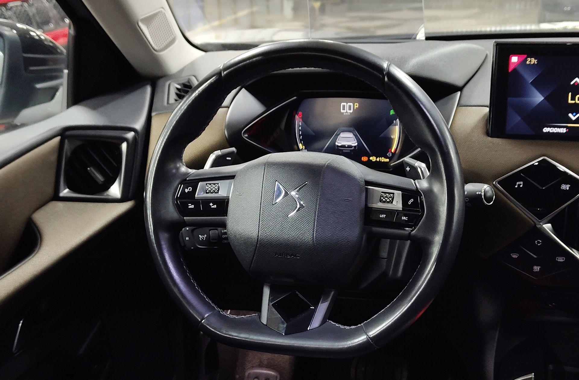 DS DS 3 Crossback PureTech 130 Grand Chic EAT8 - foto 24