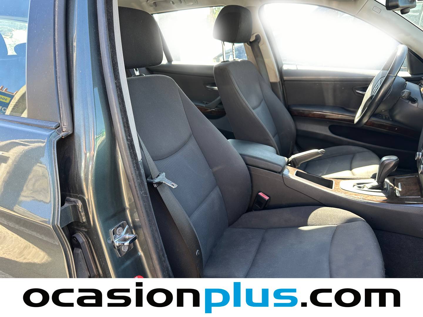 Foto BMW Serie 3 BMW Serie 3 318d Touring  (143 CV)