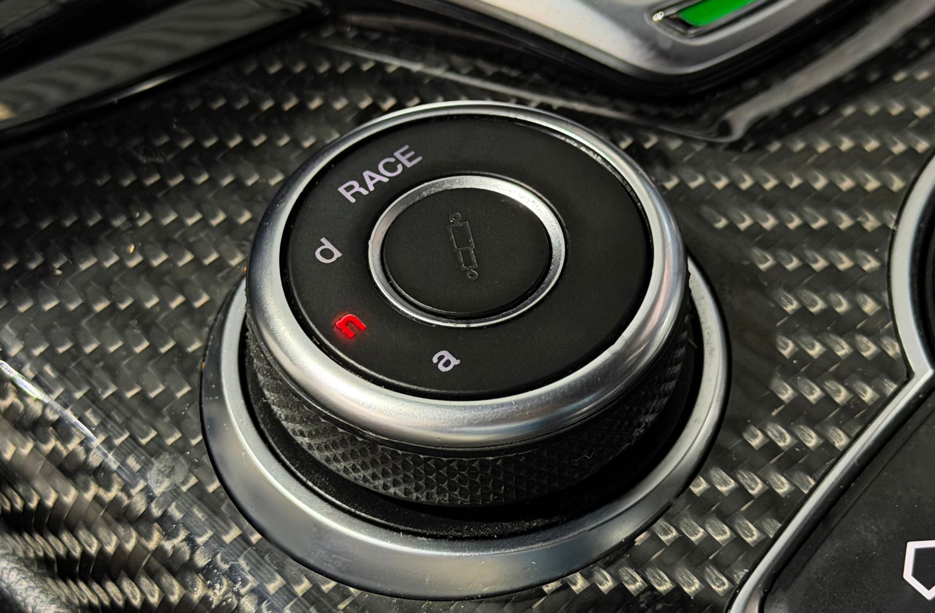 Alfa Romeo Giulia 2.9T V6 Quadrifoglio - foto 11