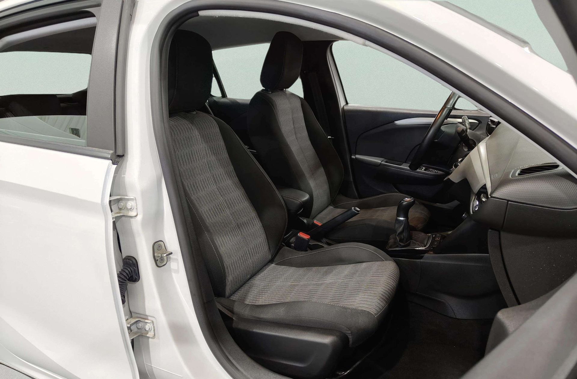 Opel Corsa 1.2 XEL Edition - foto 16