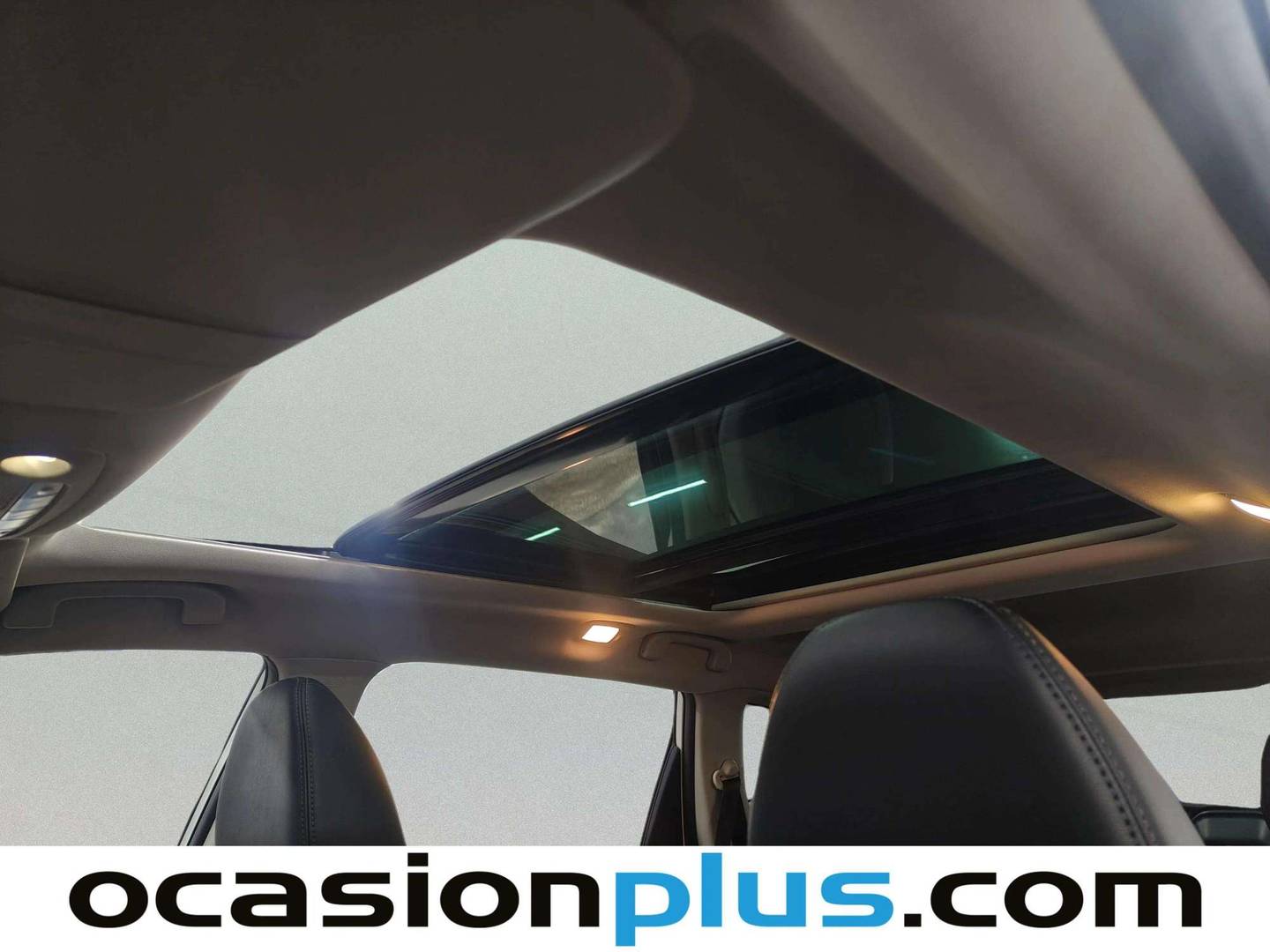 Equipamiento del Nissan X-TRAIL Nissan X-Trail 1.6 dCi Tekna 7 Plazas (130 CV)