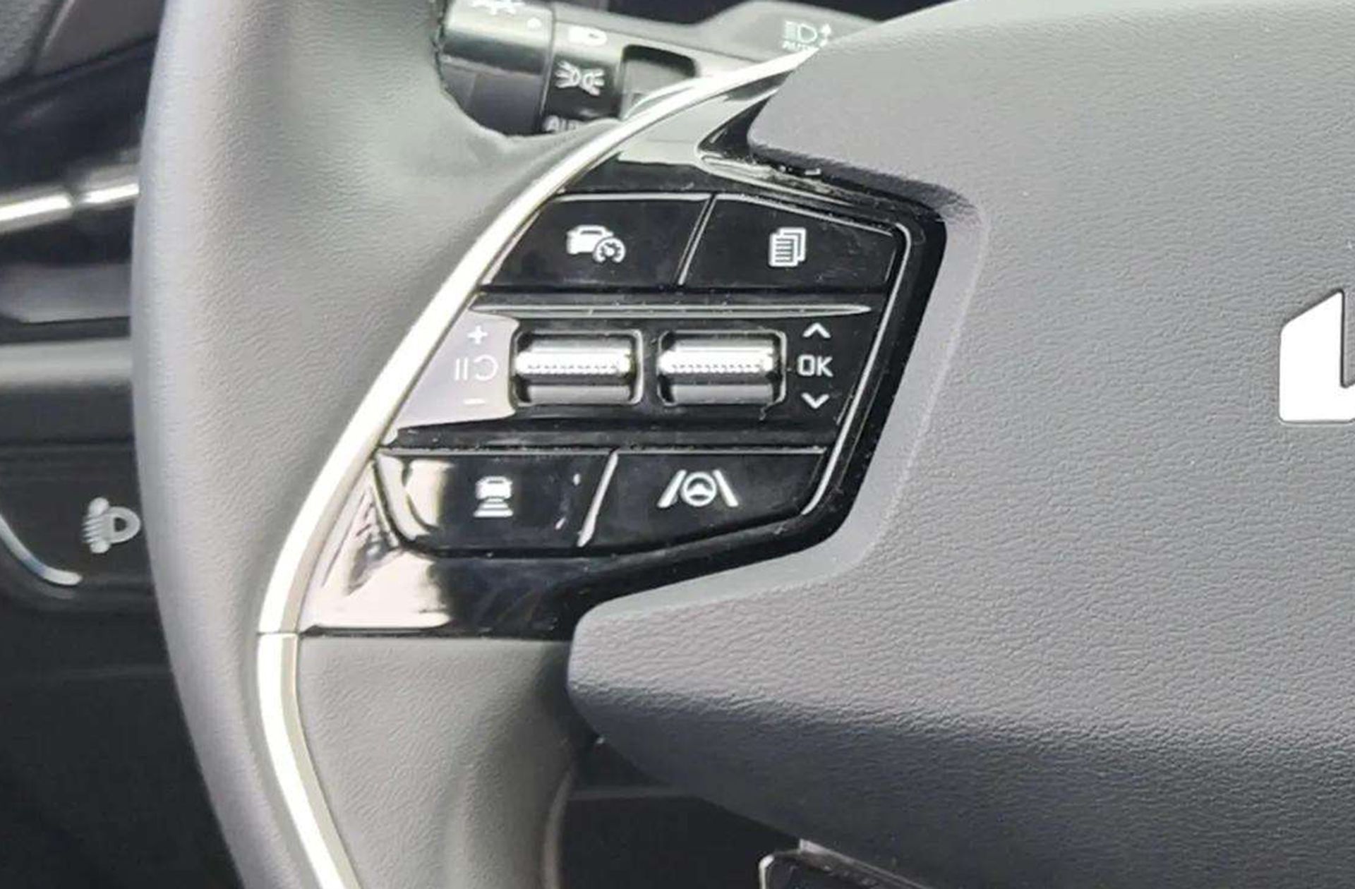 Kia Niro 1.6 GDi HEV Drive - foto 28