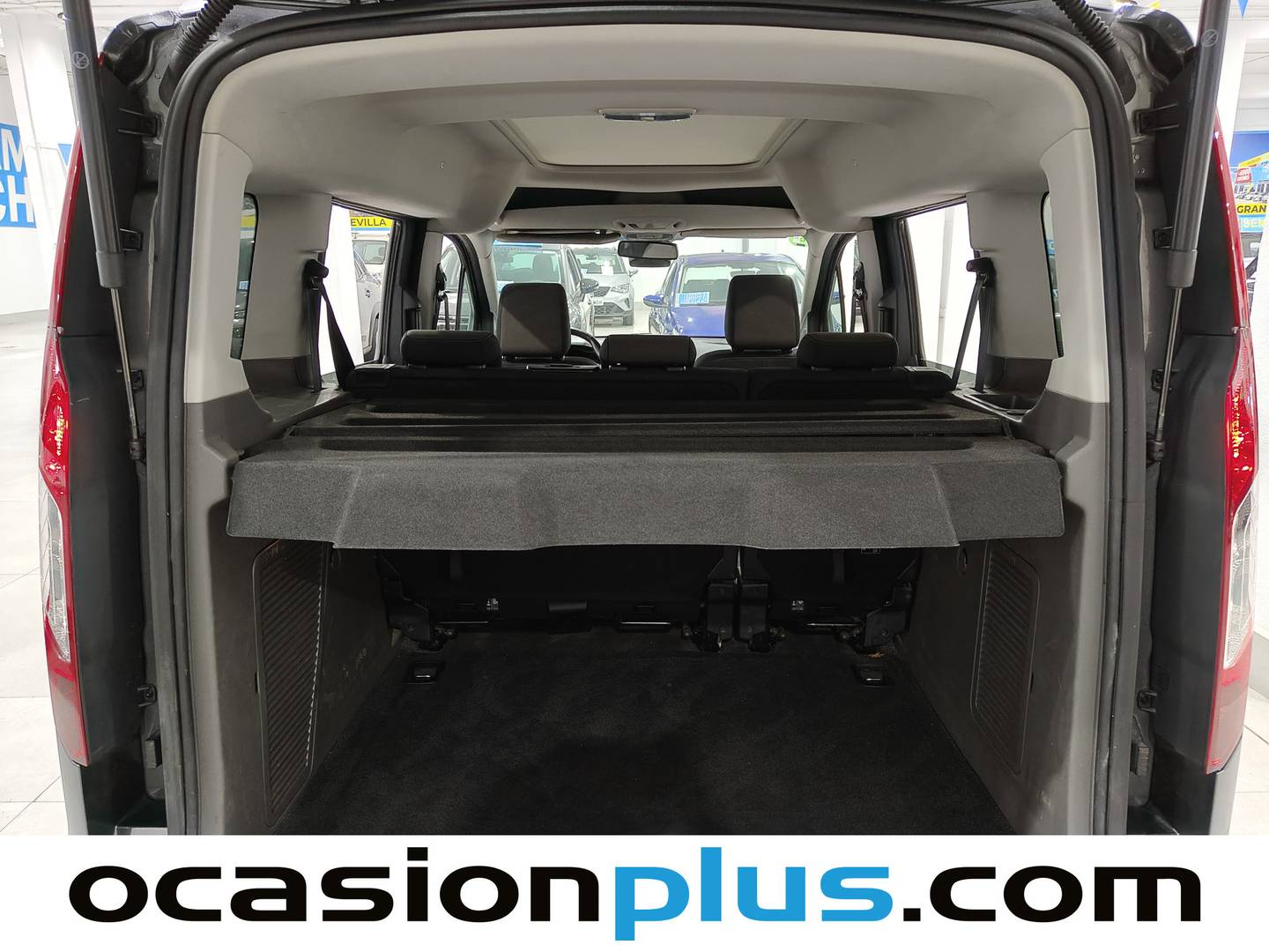 Foto Ford Tourneo Connect Ford Tourneo Connect 1.5 TDCI Titanium (120 CV)