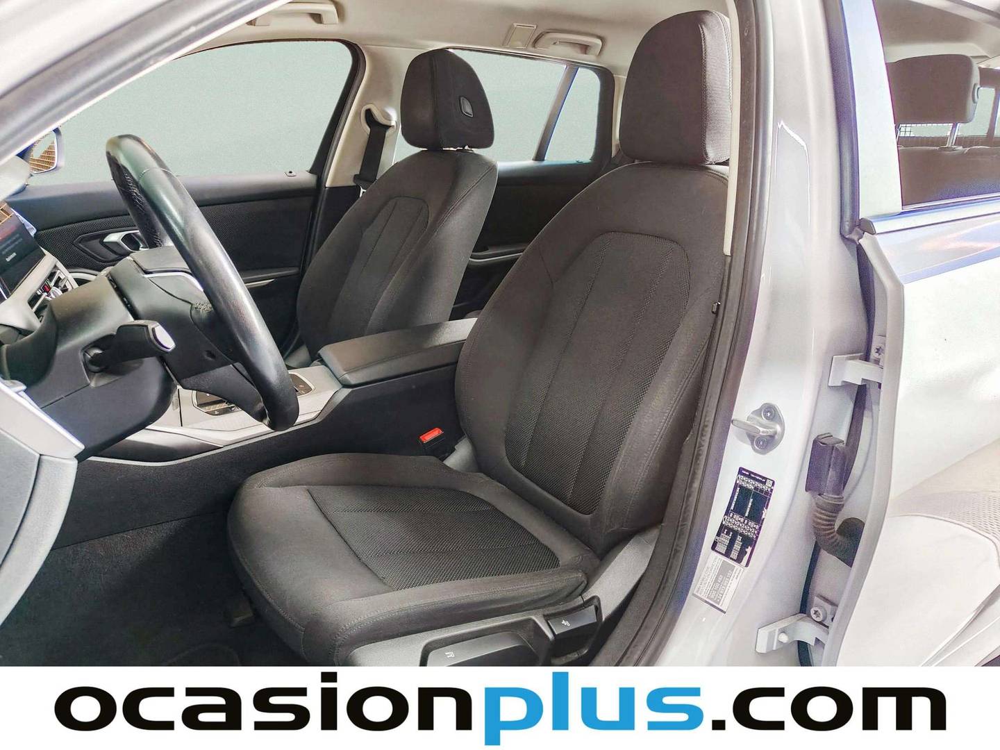 Foto asientos delanteros BMW Serie 3 BMW Serie 3 318d Touring (150 CV)