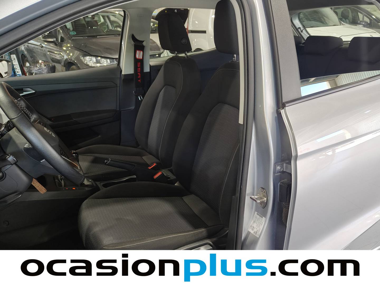 Foto asientos delanteros Seat Ibiza SEAT Ibiza 1.0 MPI S&S Style XL (80 CV)