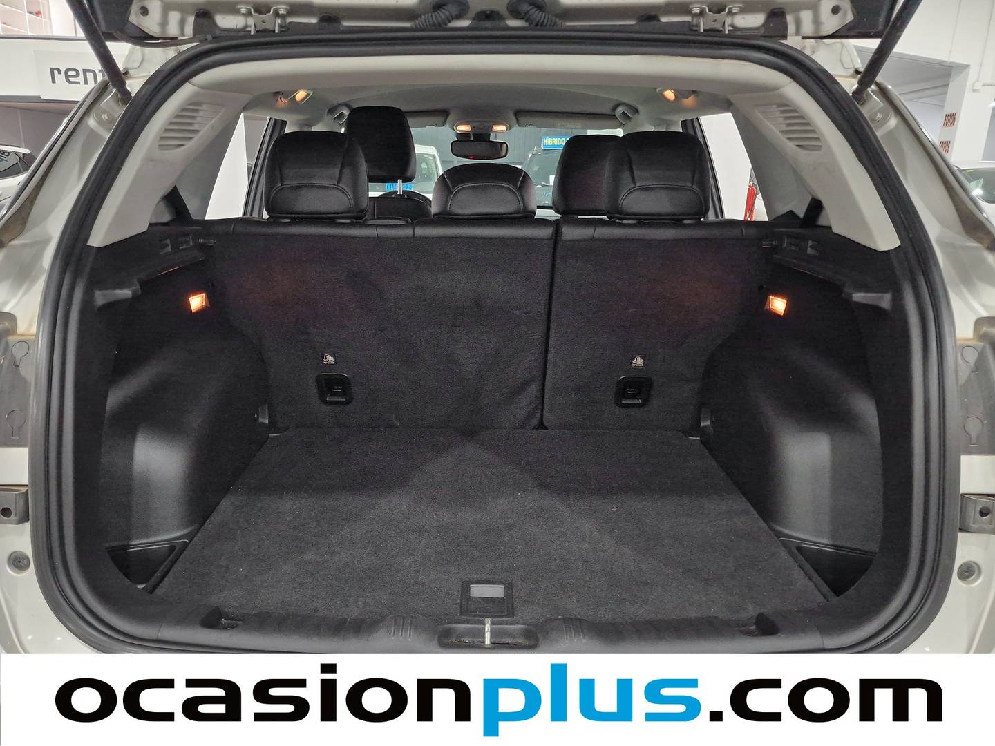 Foto Jeep Compass Jeep Compass 1.3 Gse Night Eagle FWD MT (130 CV)