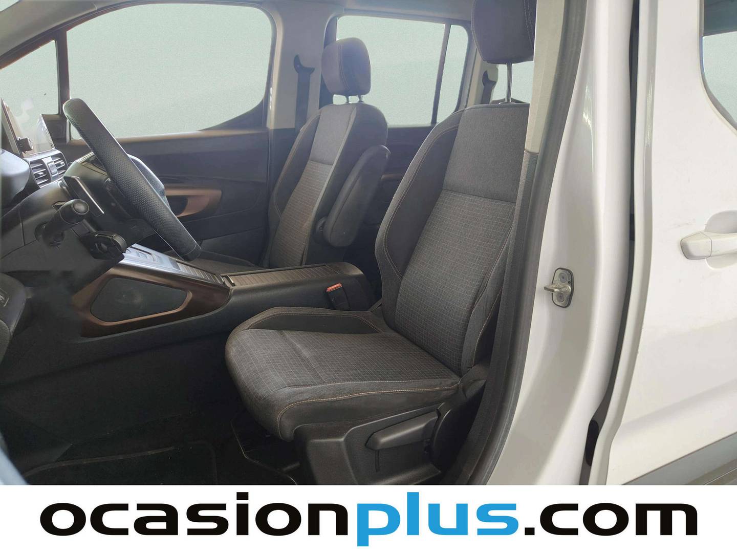 Foto asientos delanteros Peugeot Rifter Peugeot Rifter BlueHDi 130 S&S GT Business Standard EAT8 (130 CV)