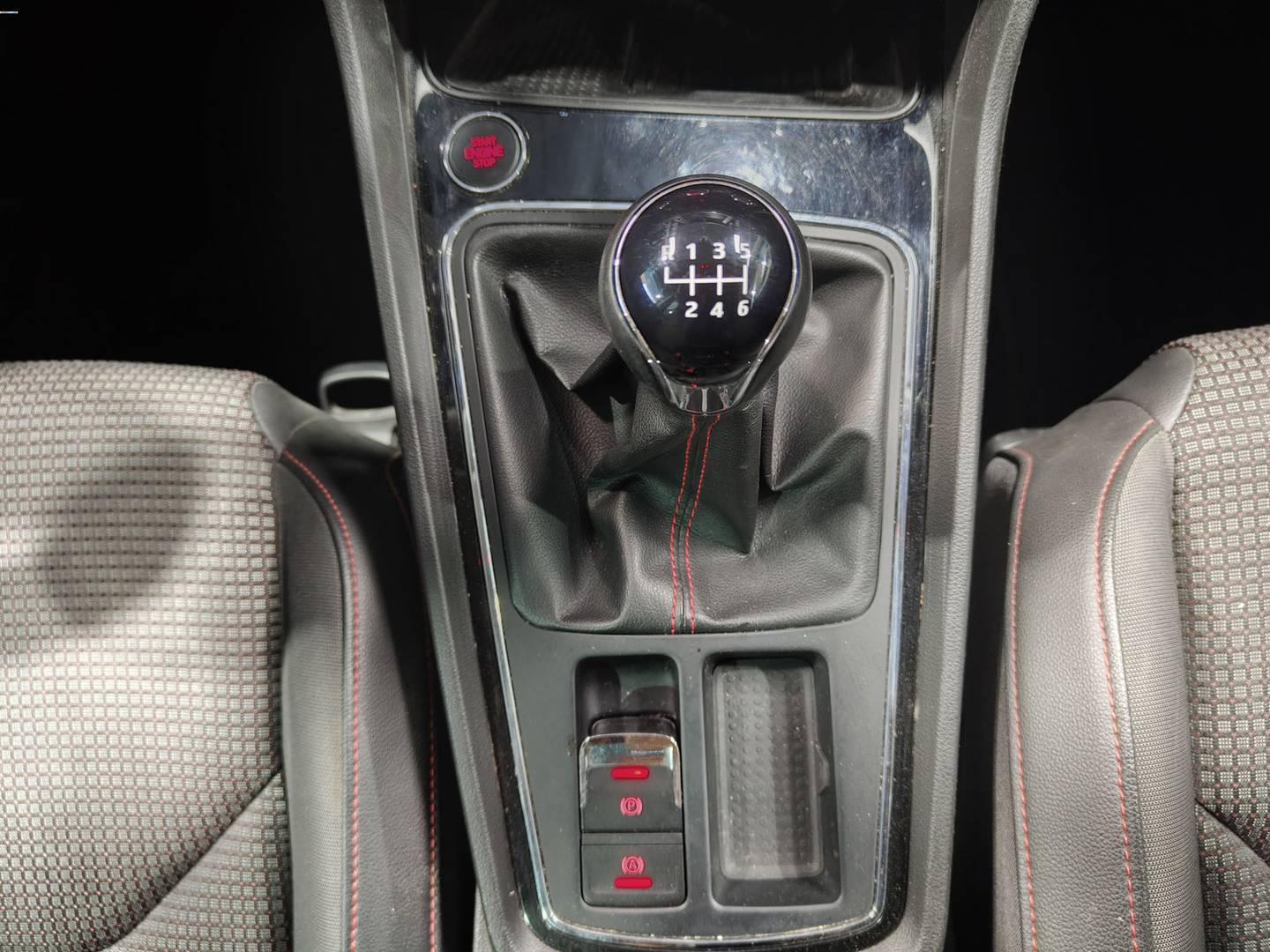 Foto Seat León SEAT León ST 2.0 TDI S&S FR Plus (150 CV)