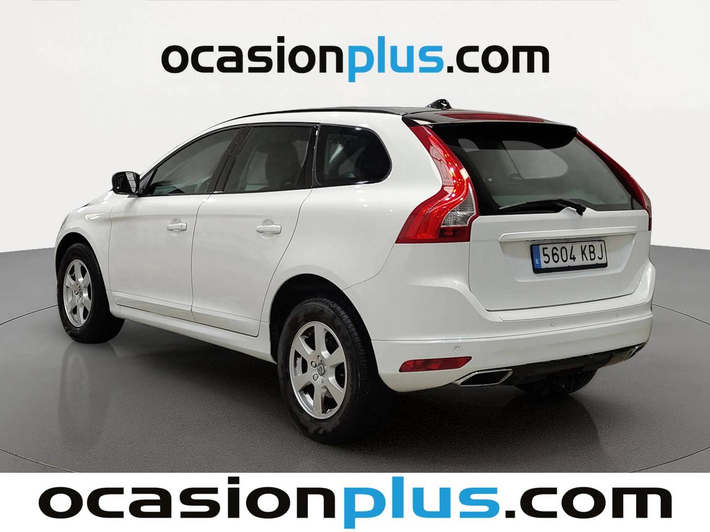 Foto trasera Volvo XC60 Volvo XC60 D4 Momentum (190 CV) izquierda