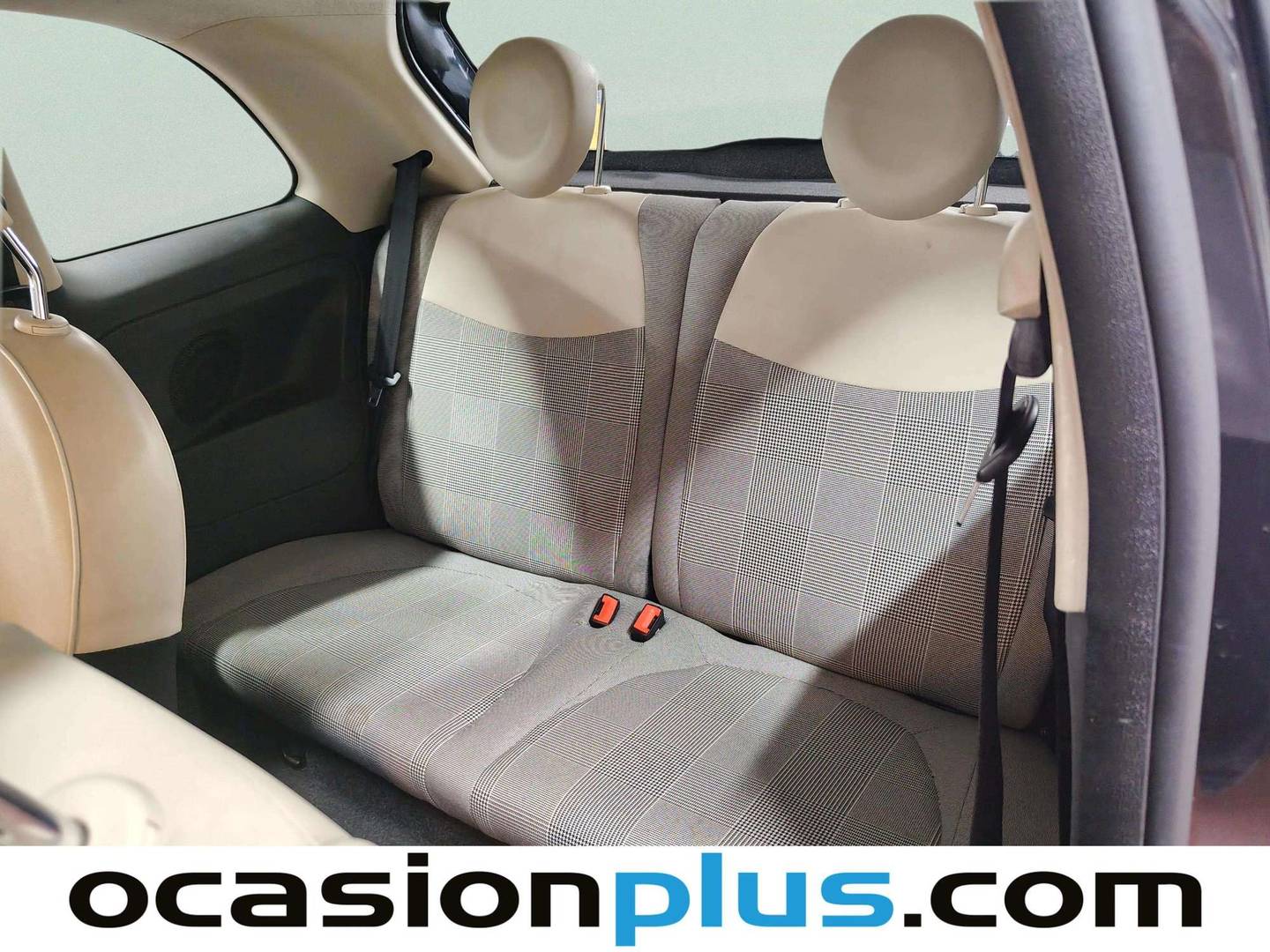 Foto asientos traseros Fiat 500 Fiat 500 1.2 8v Lounge (69 CV)