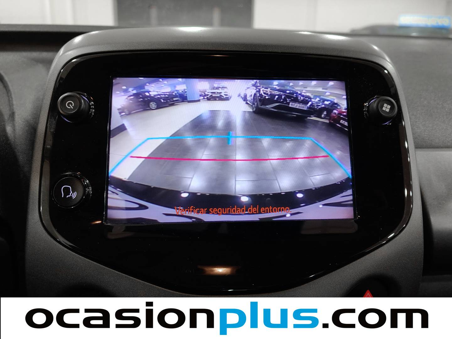 Foto Toyota Aygo Toyota Aygo 1.0 70 x-play (72 CV)