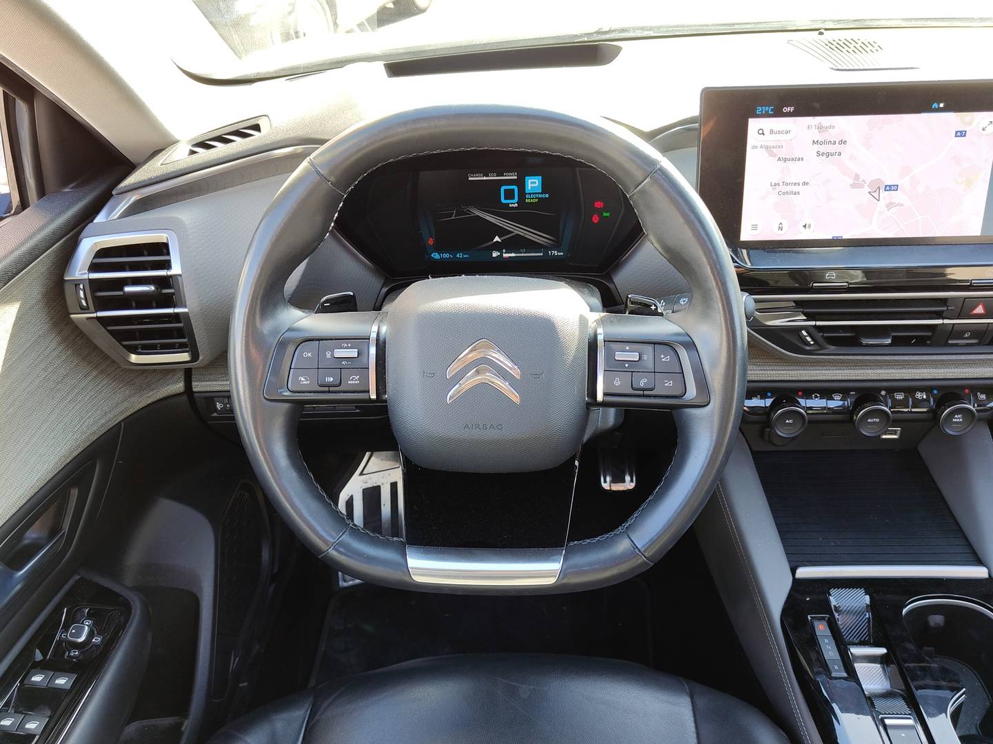 Foto Citroën C5 X Citroen C5 X Hybrid 225 Shine Pack e-EAT8  (225 CV)