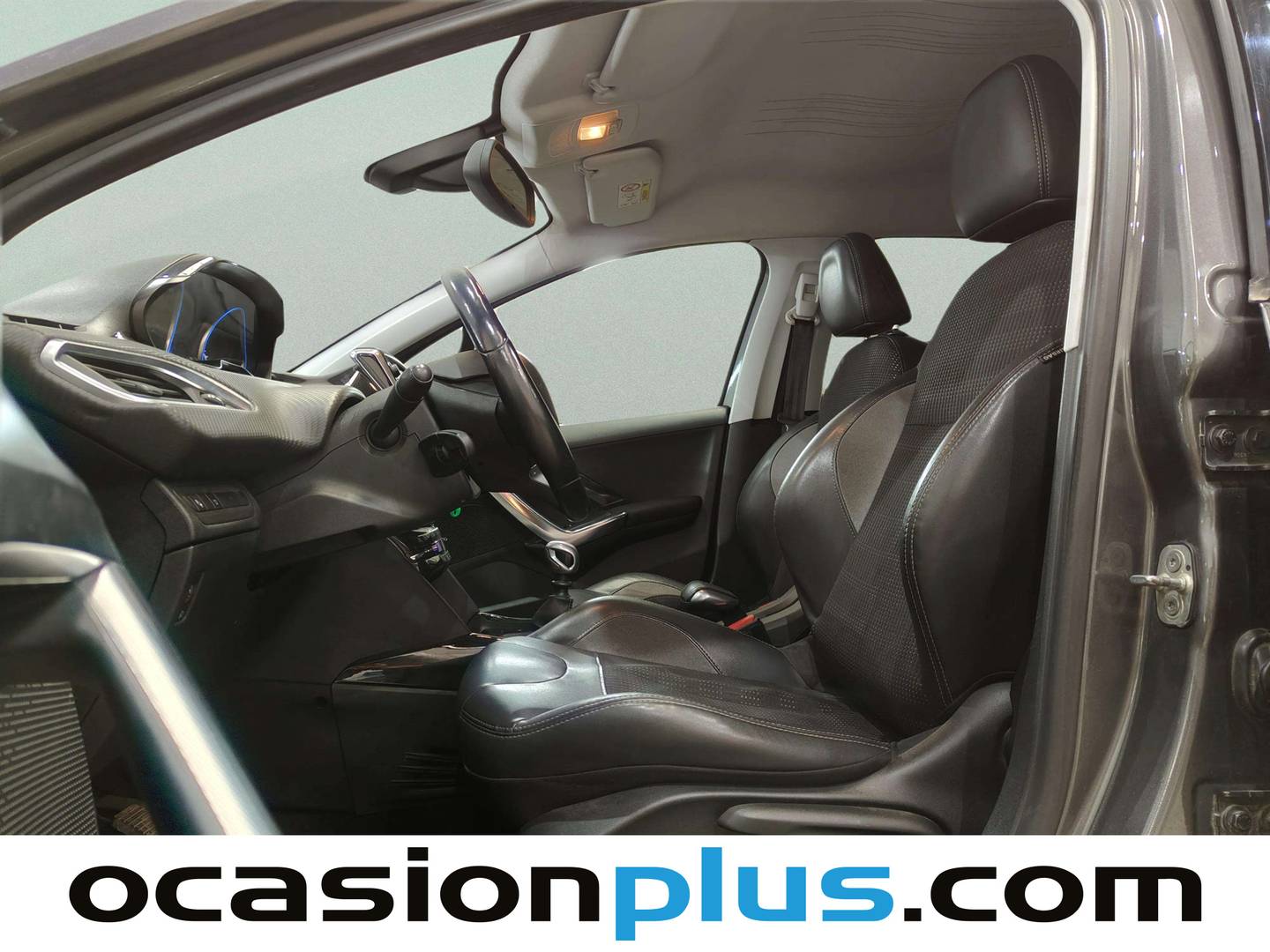 Foto asientos delanteros Peugeot 2008 Peugeot 2008 BlueHDi 120 S&S Allure (120 CV)