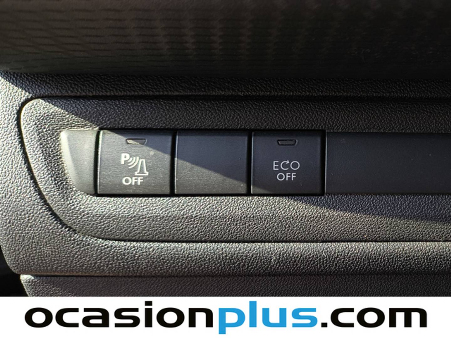 Acabados Peugeot 2008 Peugeot 2008 BlueHDi 120 S&S Allure (120 CV)