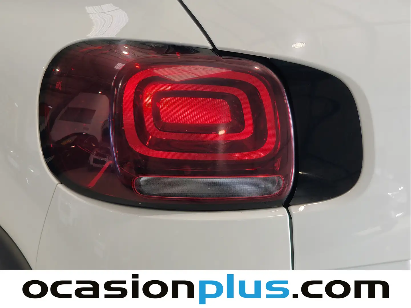 Foto Citroën C3 Aircross Citroen C3 Aircross PureTech 130 Shine Pack EAT6 (131 CV)